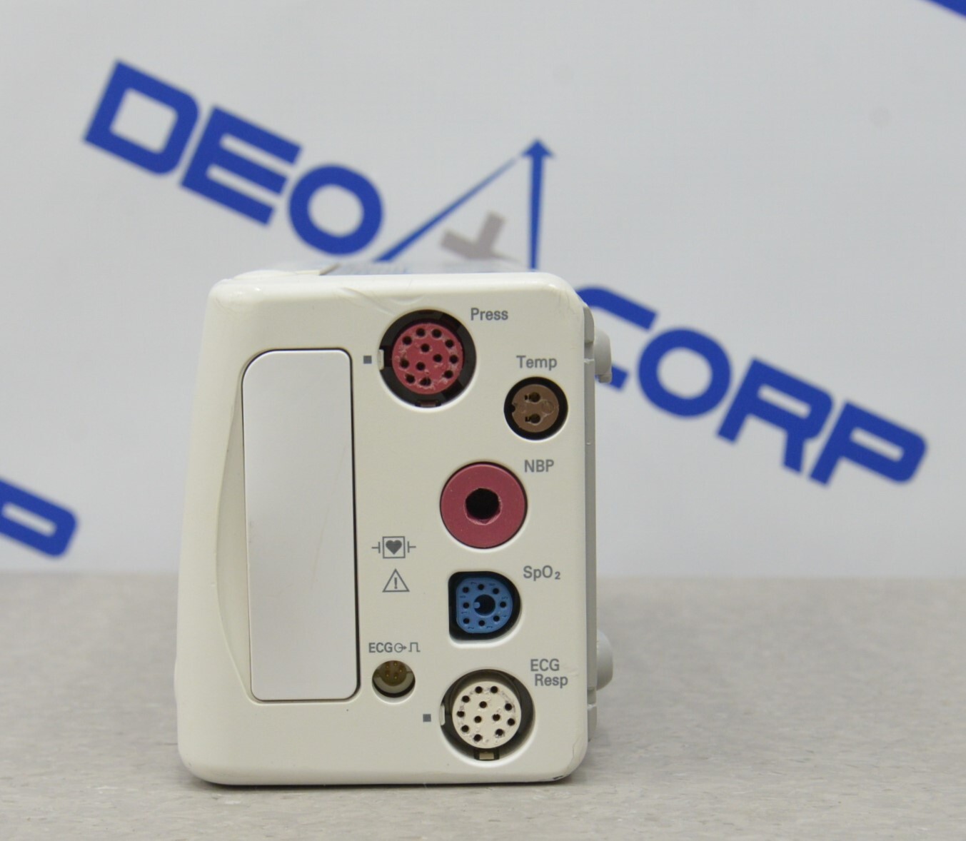 Phillips IntelliVue X2 M3002A W/ Masimo, NiBP, 12-Lead, & Temp