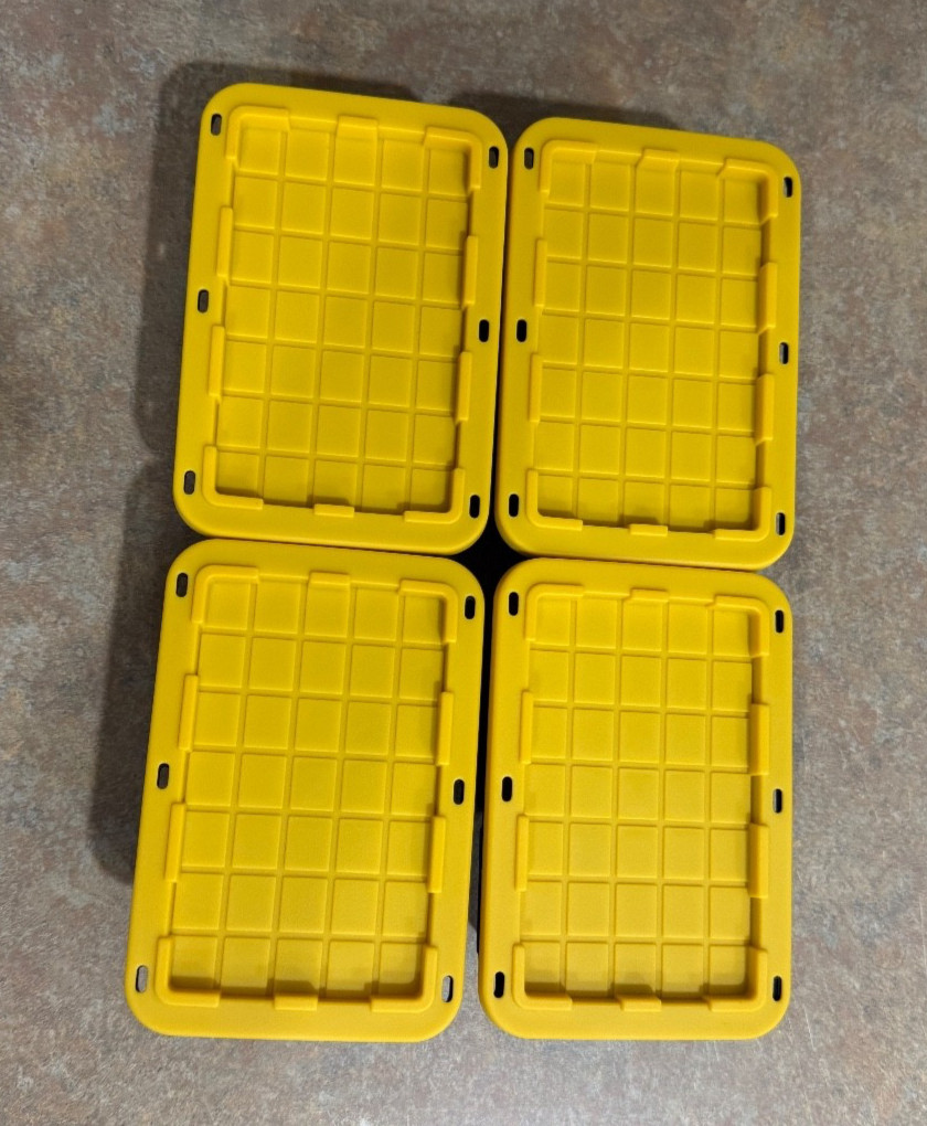 Lowe’s Teeny Tiny Tote Mini Storage Containers with Lids Set of 4