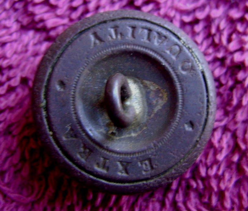 EXCAVATED UNION CAVALRY " C " OFFICER COAT BUTTON (HOLLY SPRINGS, MS)