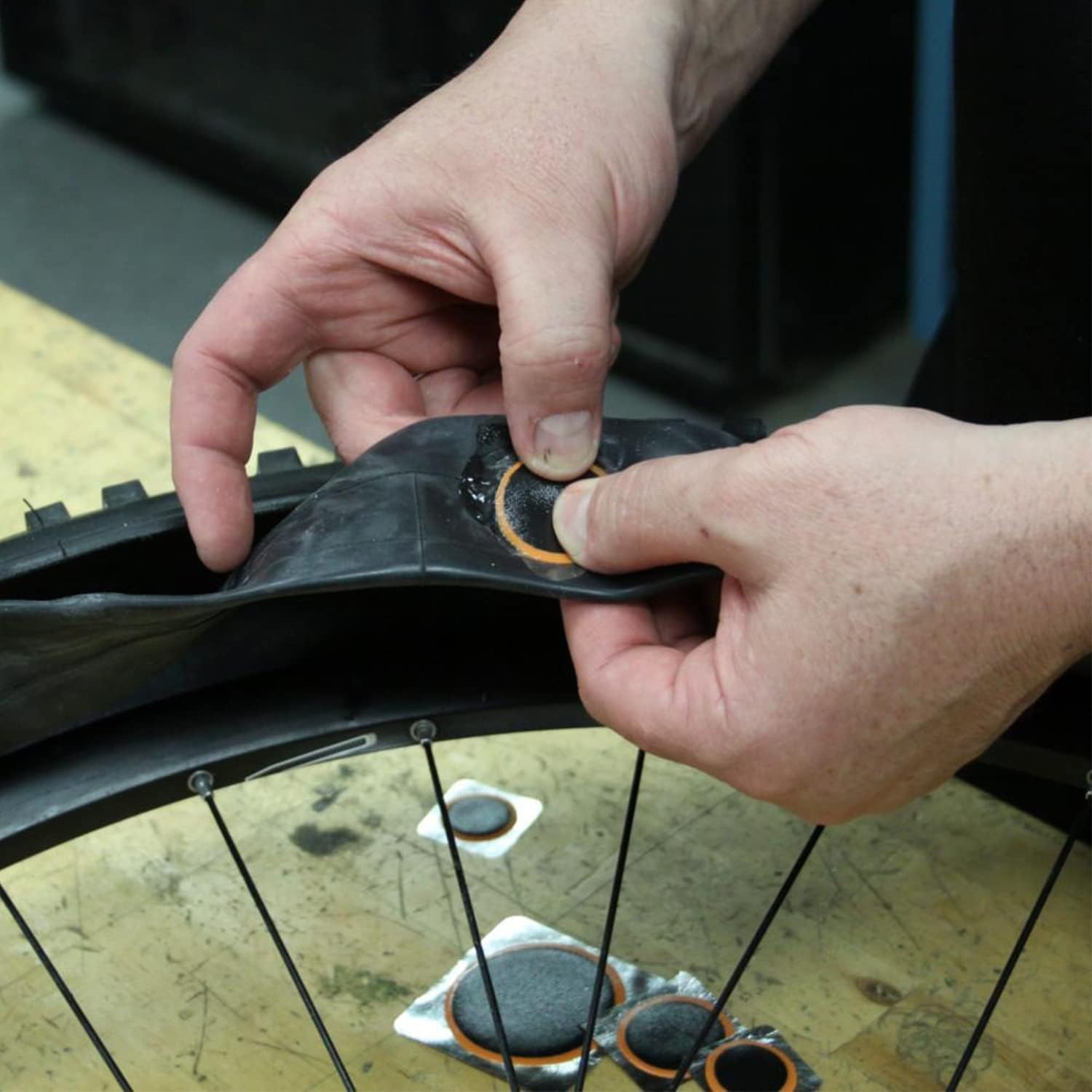 Slime Seven Piece Bike Inner Tube Patch Kit - 1022-A