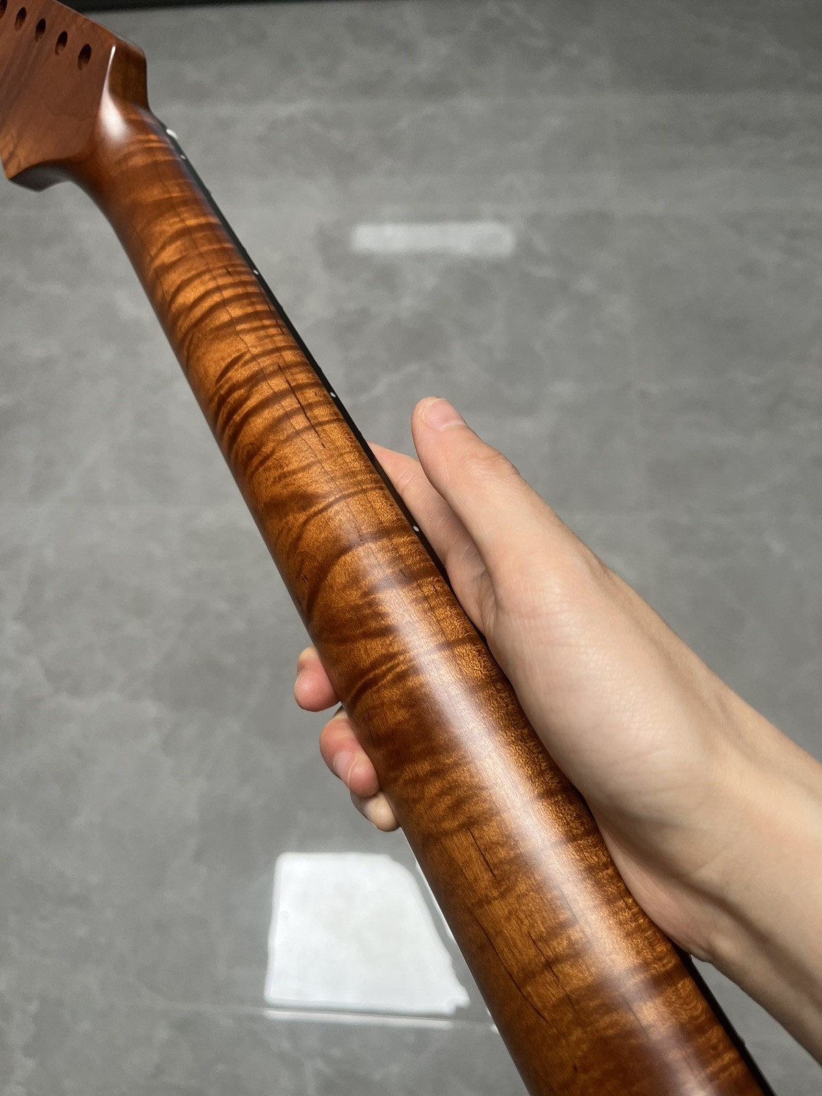 New Ebony Fingerboard Abalone shells 22Fret Satin Maple DIY Electric guit