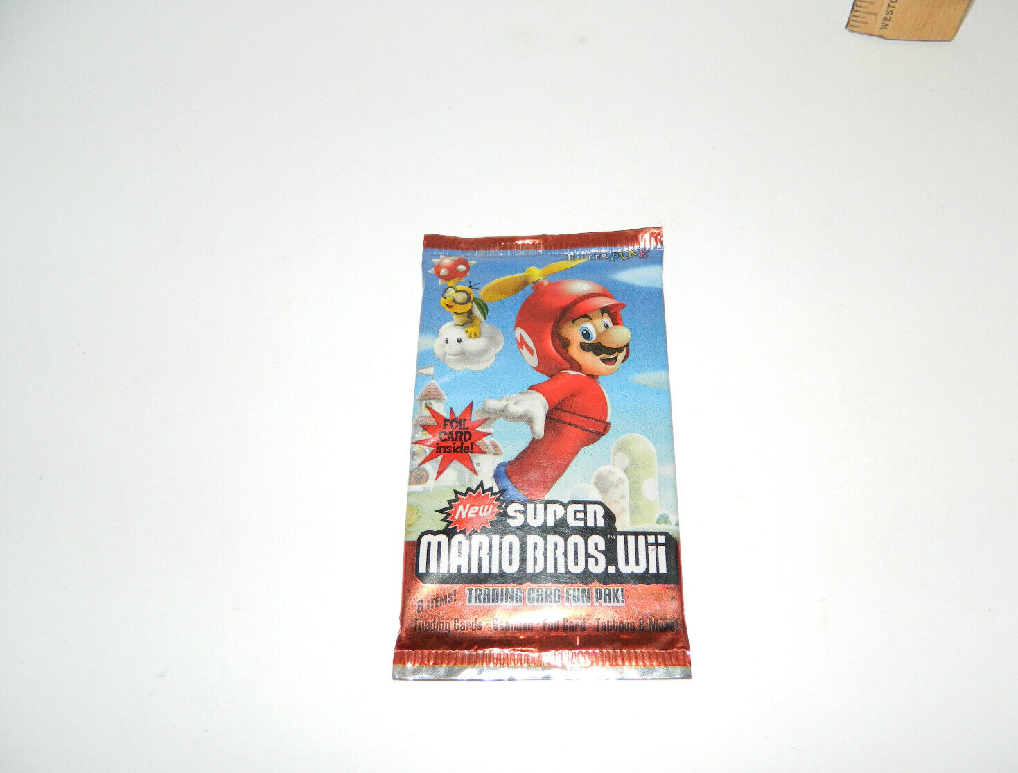 1 Factory Sealed Super Mario Bros. Nintendo Wii Enterplay Trading Card Fun Pack