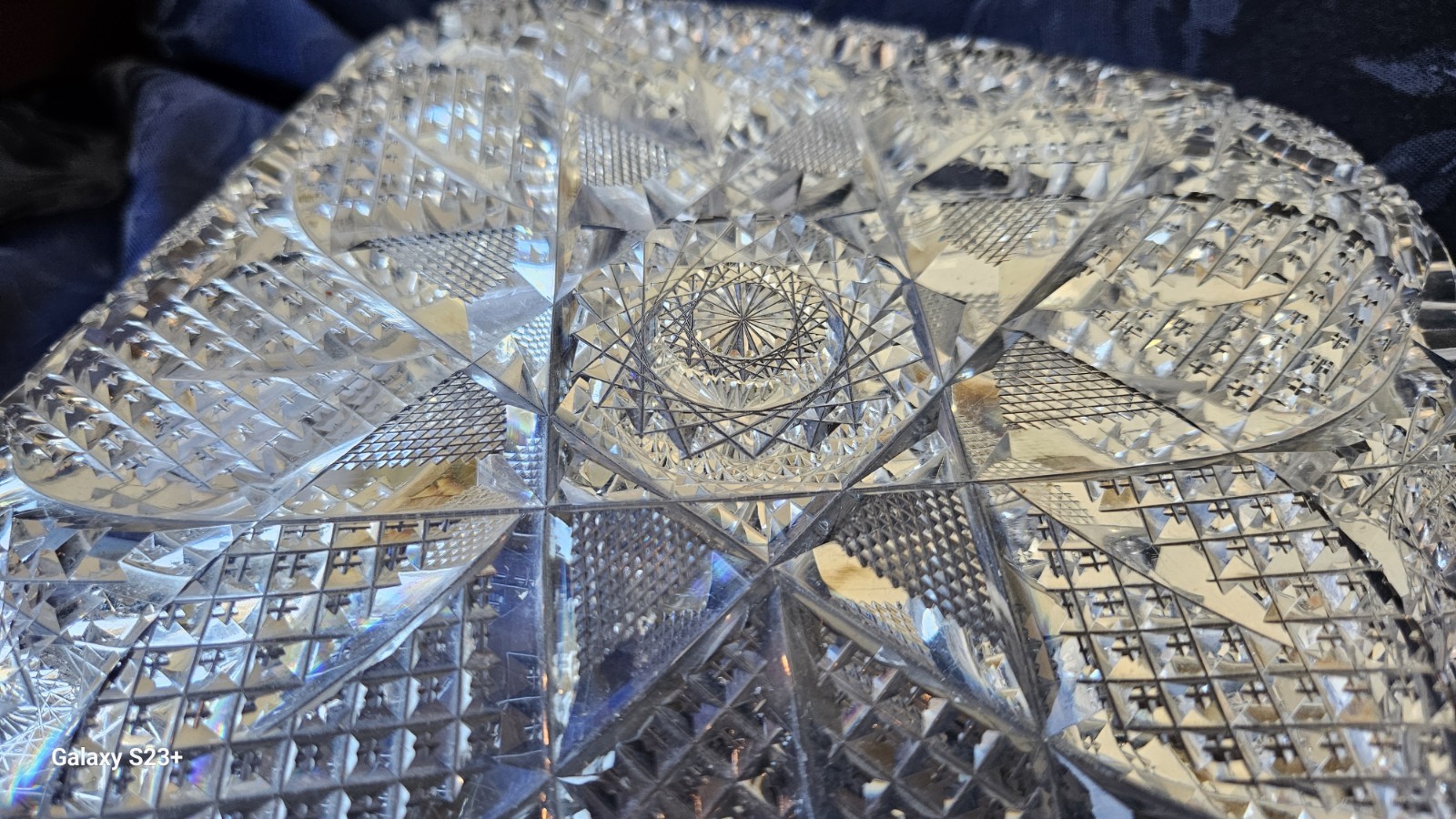 Hawkes "Aberdeen" pattern American Brilliant Cut Glass low dish w sawtooth Rim