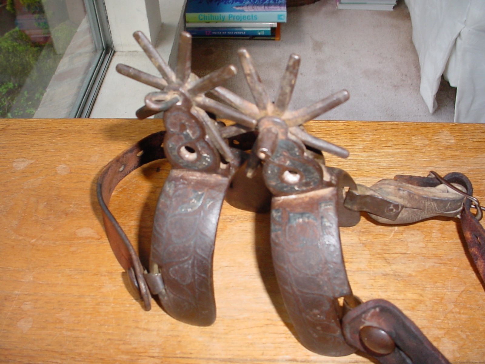 OLD 19TH CENTURY ANTIQUE MEXICAN WORKING COWBOY SPURS 3 INCH ROWELLS