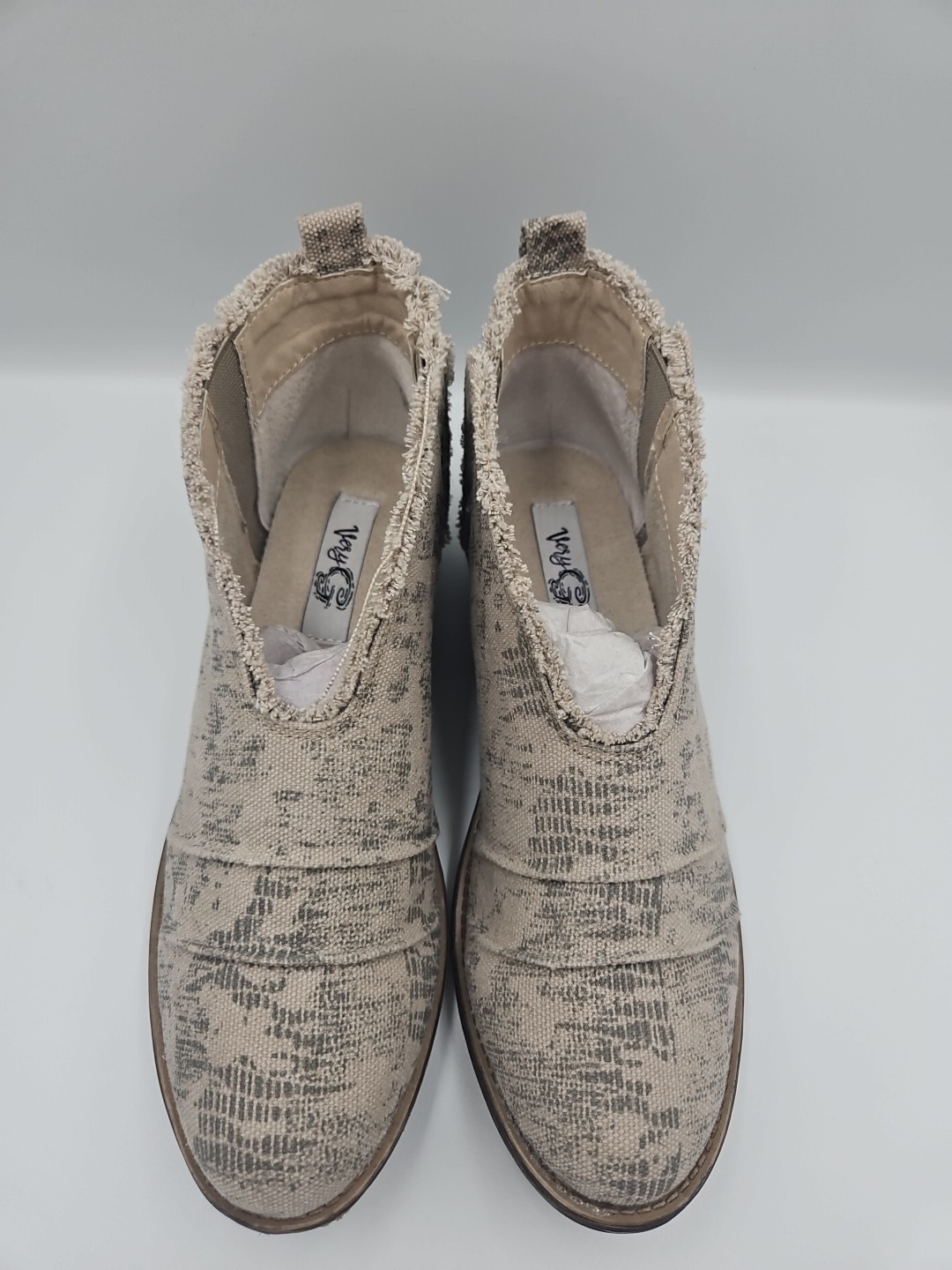 Very G Bootie Women's Size 7