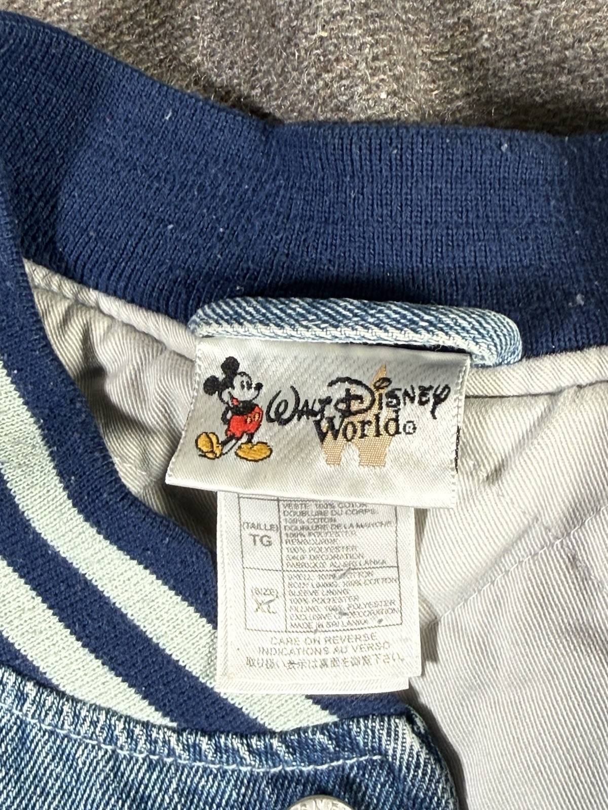 Vintage Walt Disney The Happiest Celebration On Earth Jacket Men’s Size XL Denim