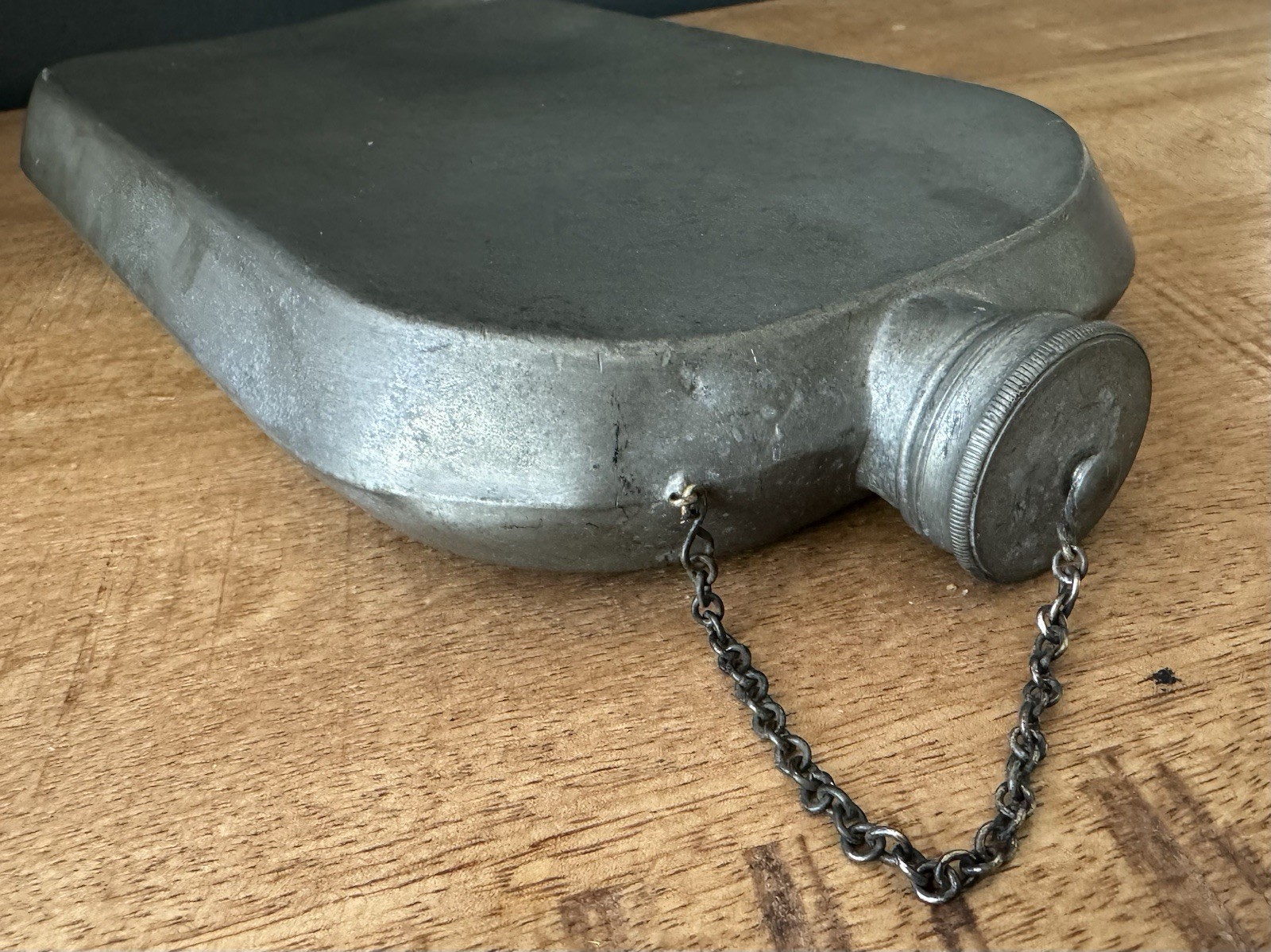 ANTIQUE PEWTER ABERCROMBIE & FITCH 24 OUNCE FLASK|CANTEEN WITH CHAIN