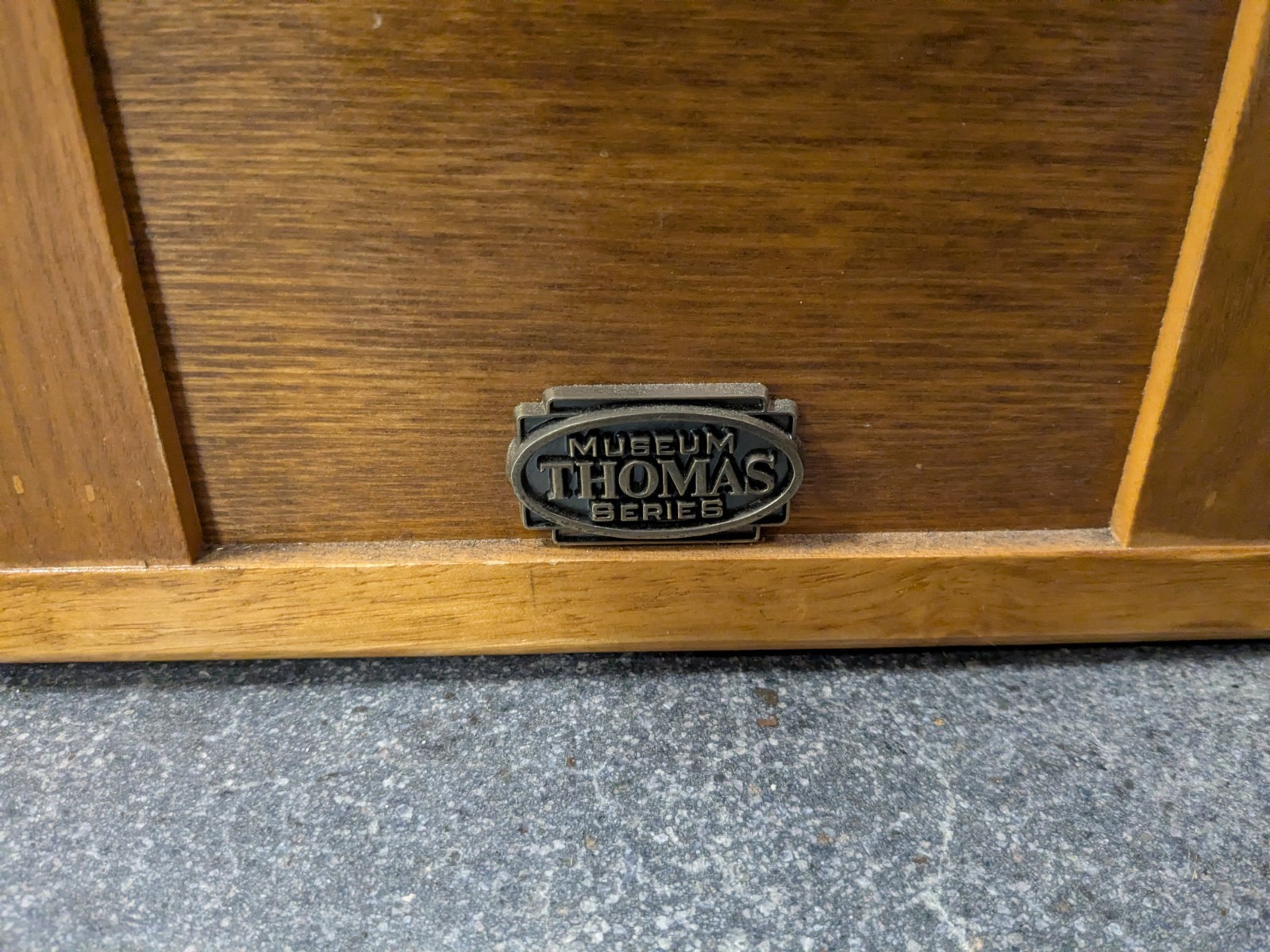 THOMAS Pacconi Museum Series Wooden Wood Tool Box Chest w/Lift-Out Tray