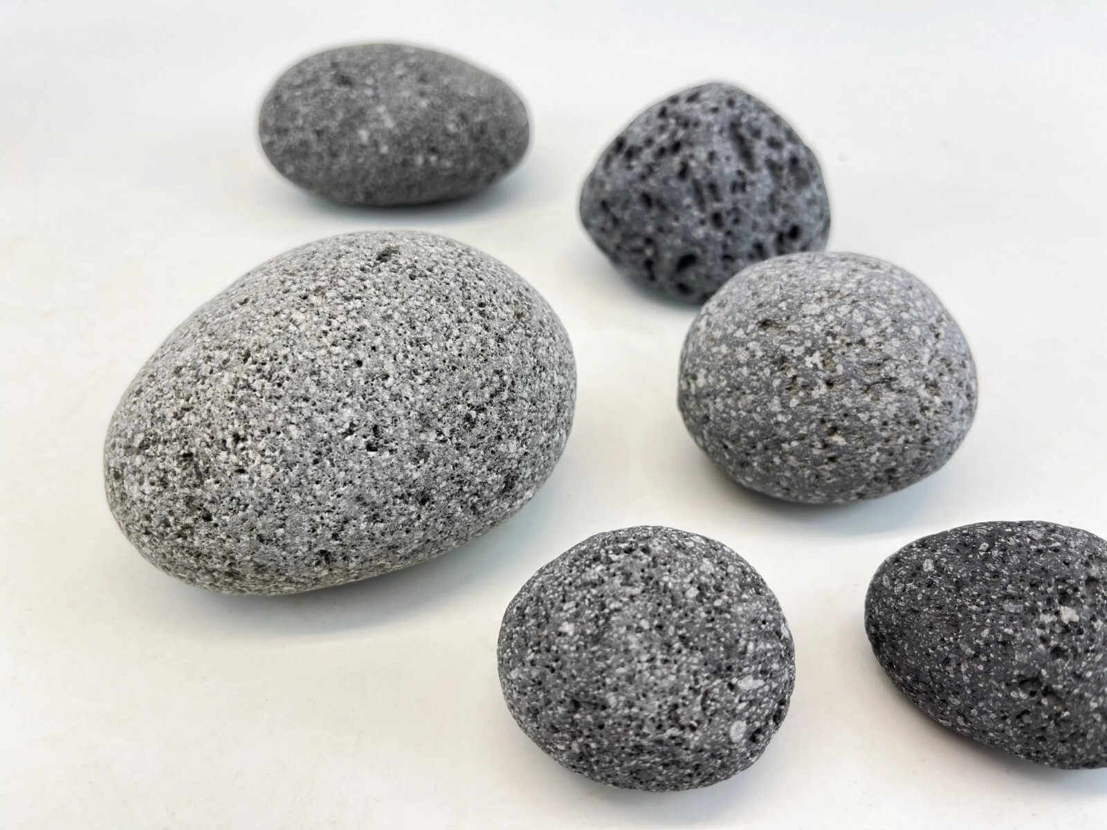 Tumbled Black Lava Rock Pebble/Planted Aquarium/Decoration/Hardscape/NaturalSton