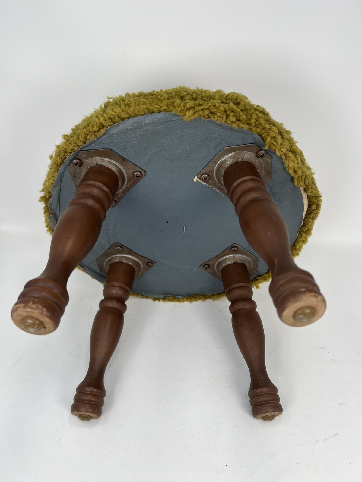 Vtg Round Footstool Floral Hooked Rug Top Wooden Legs MCM 8.75 x 12” Avacado