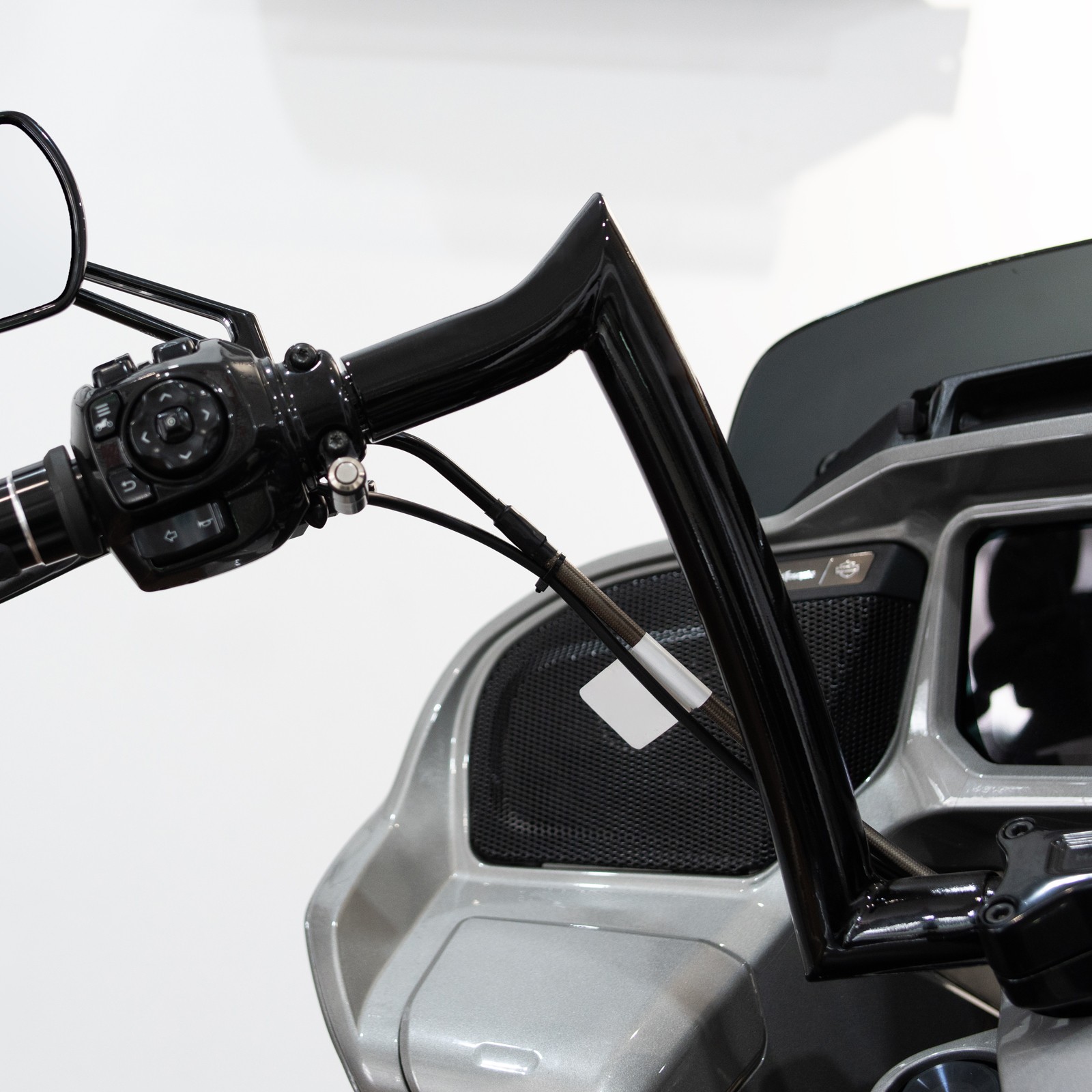 Handlebar for Harley Davids CVO Road Glide 2024+，Road Glide2025+ Black