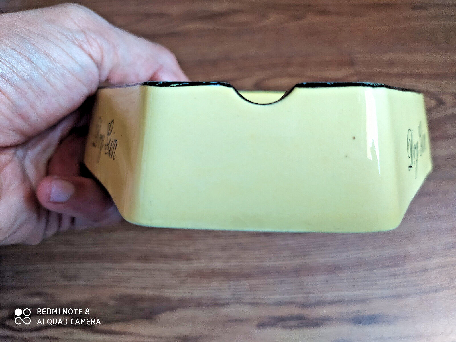 Rare vintage GORDON'S DRY GIN advertising ashtray of 70's made in England.