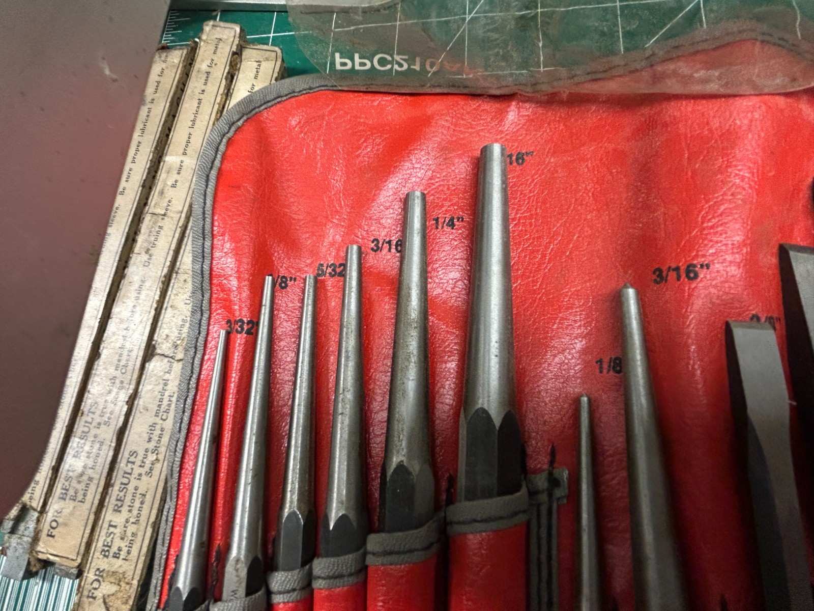 MACHINIST C HmGbcB TOOLS Snap On Tools Punch & Chisel Set in Case 21 Piece Set