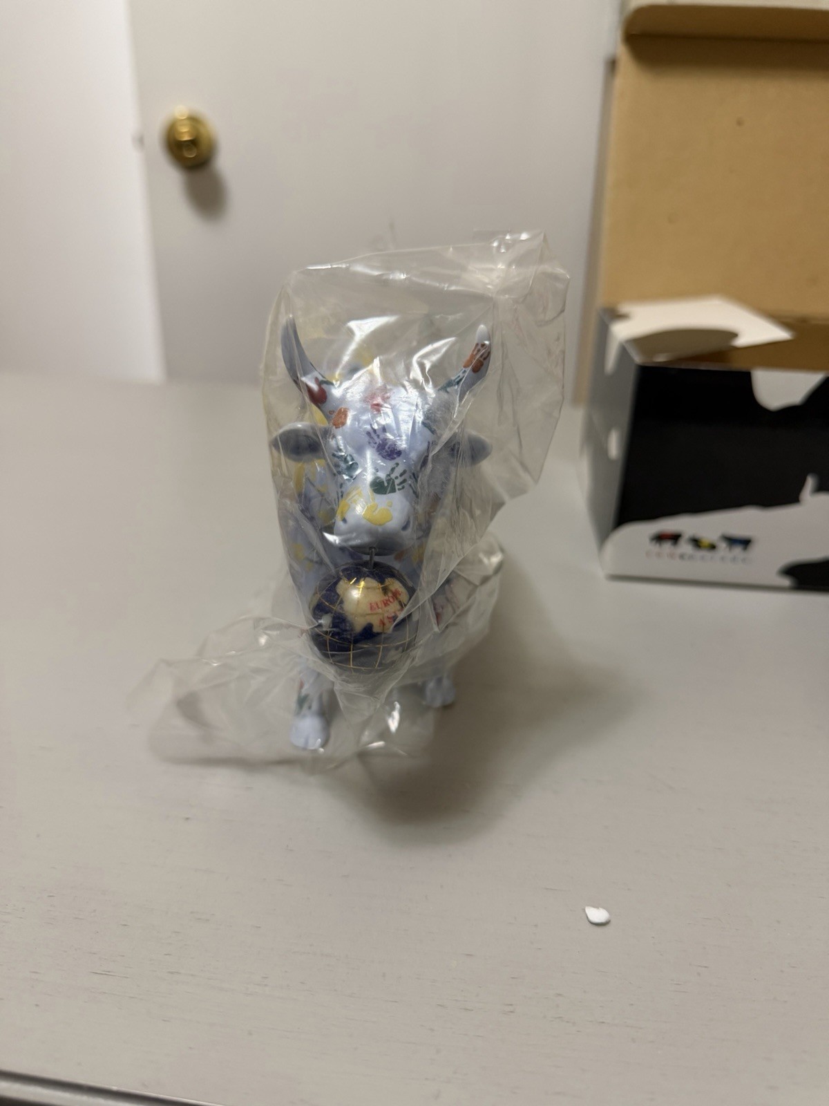 Cow Parade "It's A Smooll World" Westland Giftware NEW IN BOX Never Displayed!!