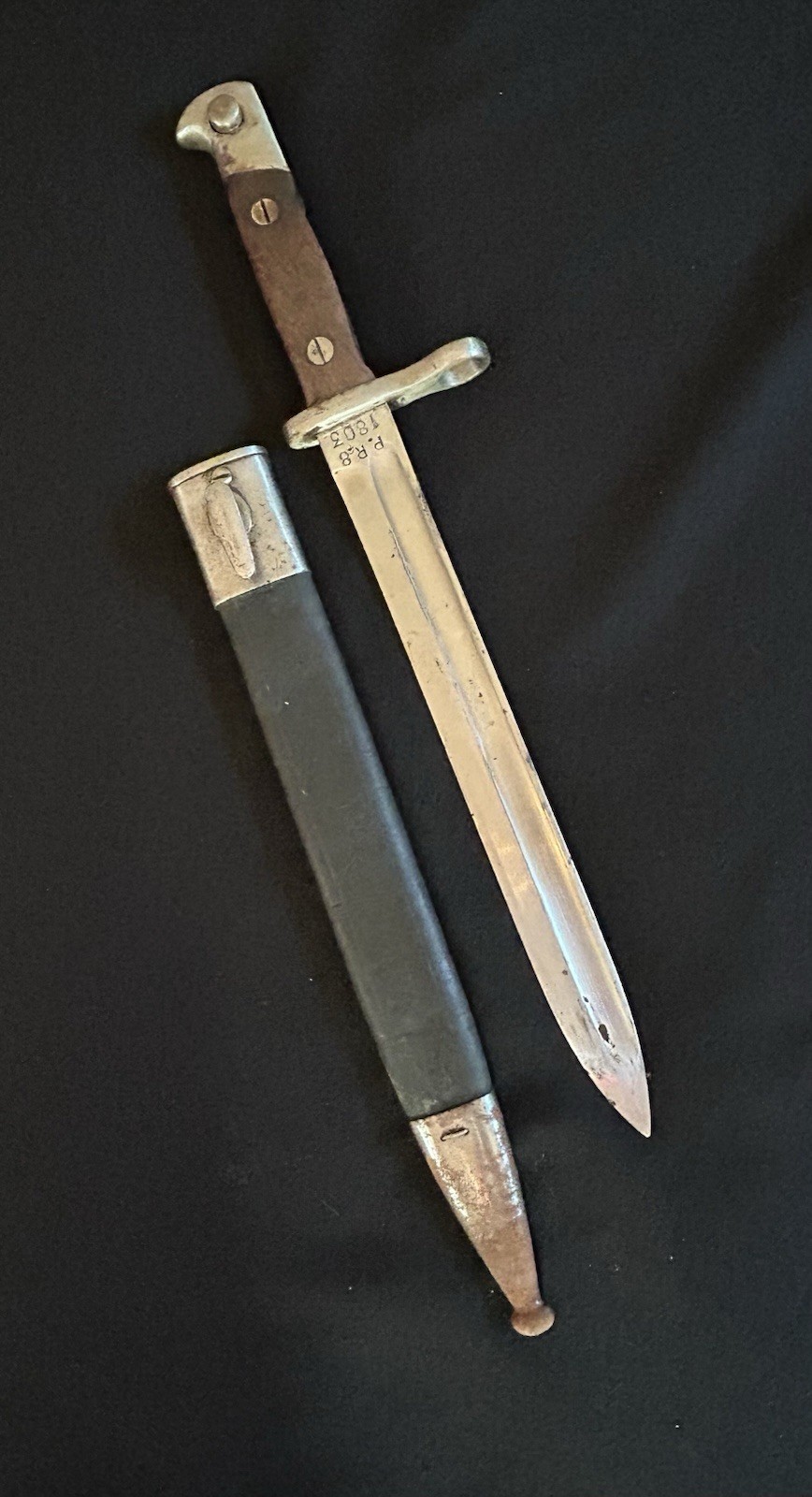 NICE!  ORIGINAL Model 1893 Hump Back SPANISH P.R.8 BAYONET w/  SCABBARD