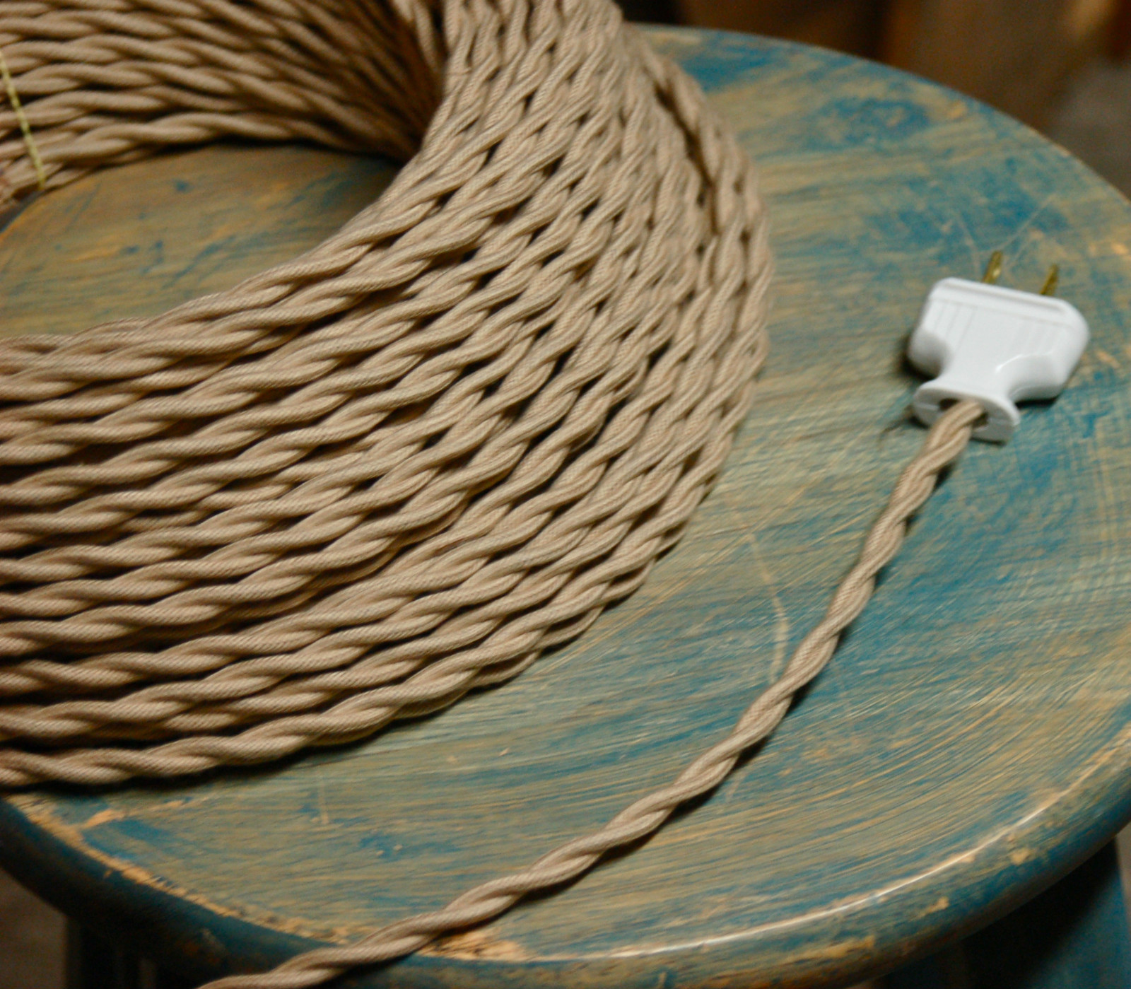 Tan Twisted Cloth Covered Wire, Beige Vintage Style Lamp Cord, Antique Lights