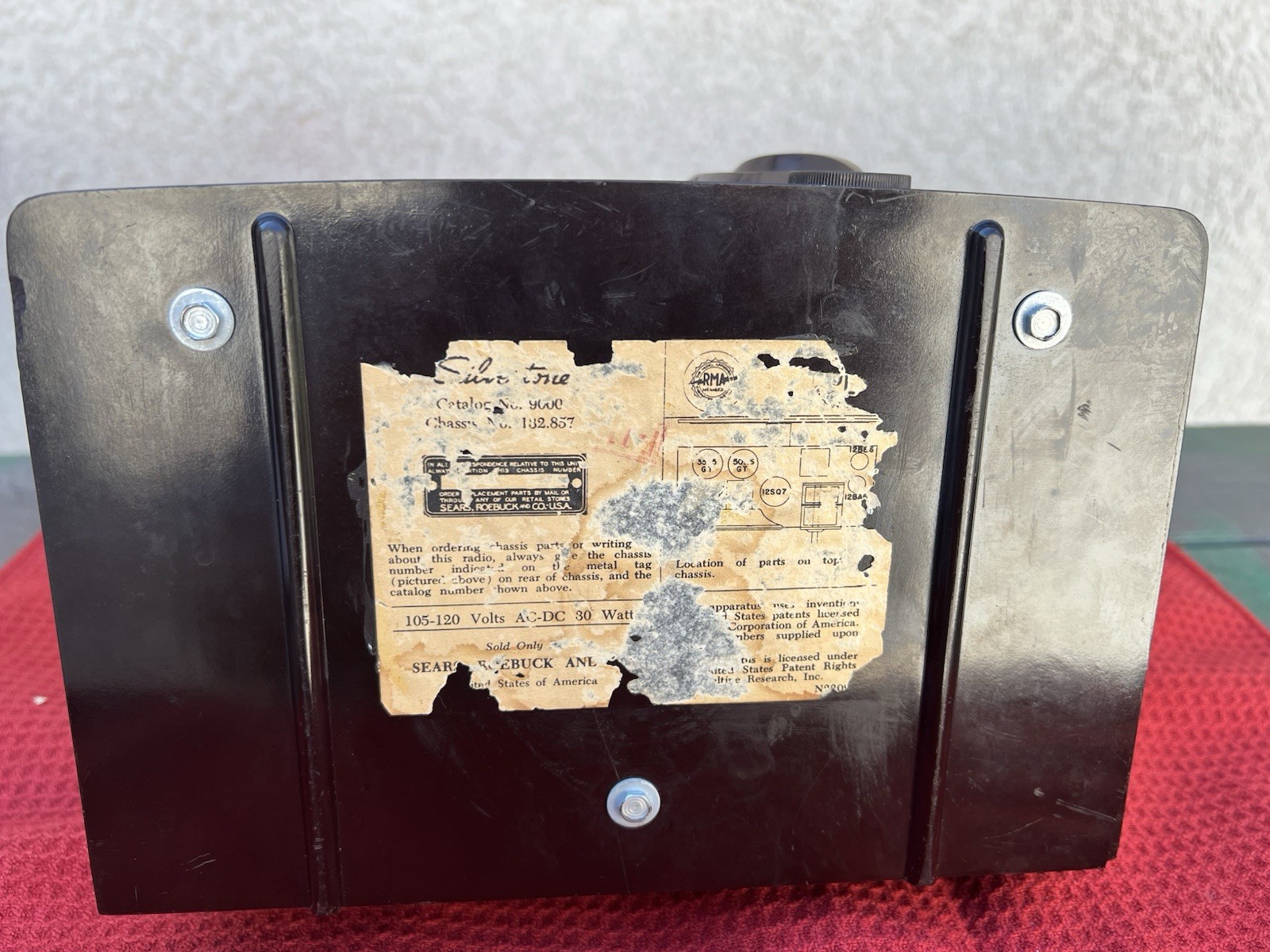 Vintage Motorola AM Tube Radio Model 59R-1 Near Mint Condition But Only Hums