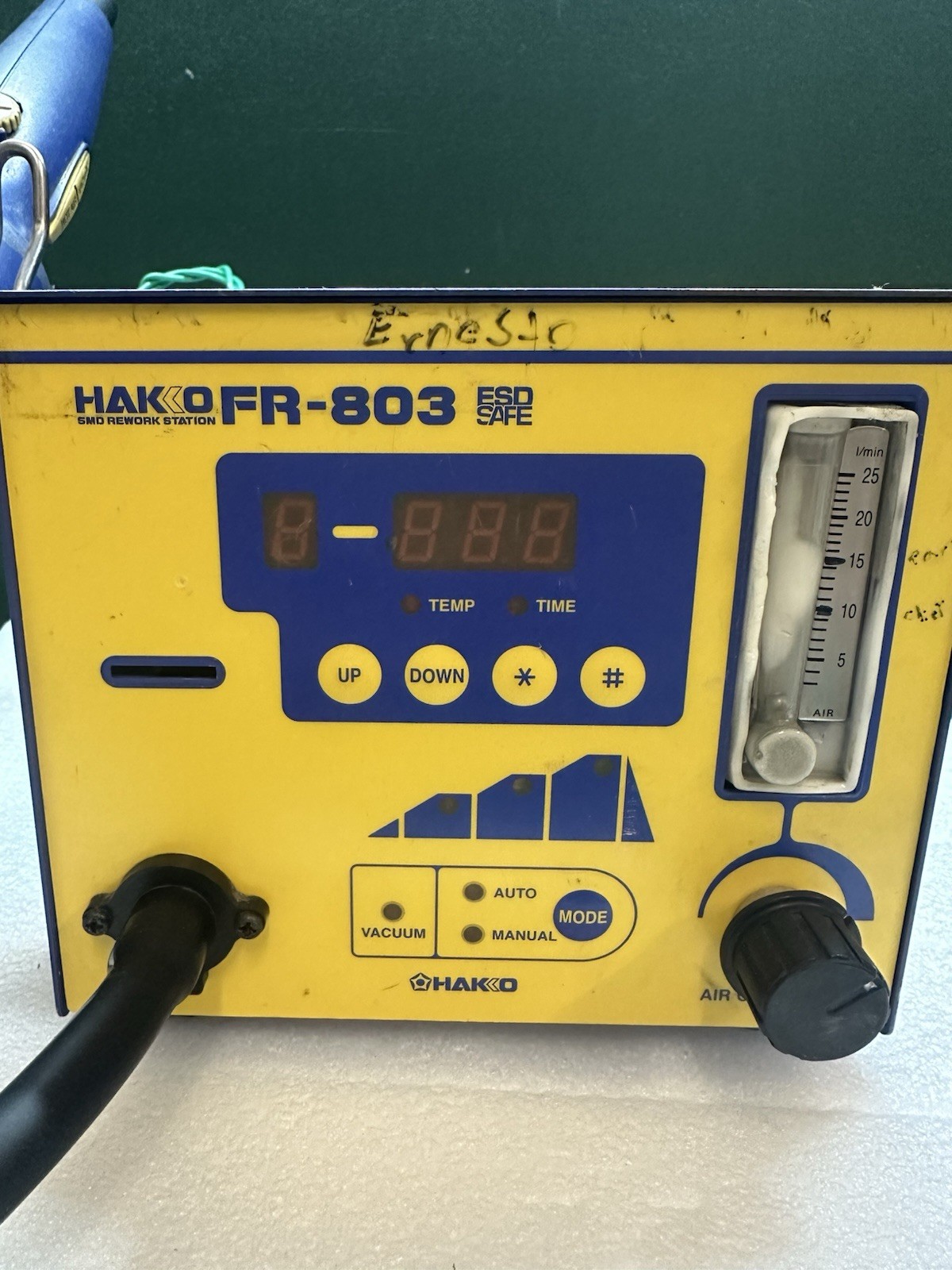Hakko FR-803 Hot Air SMD Rework Station – Digital PCB Repair / Desoldering Tool.