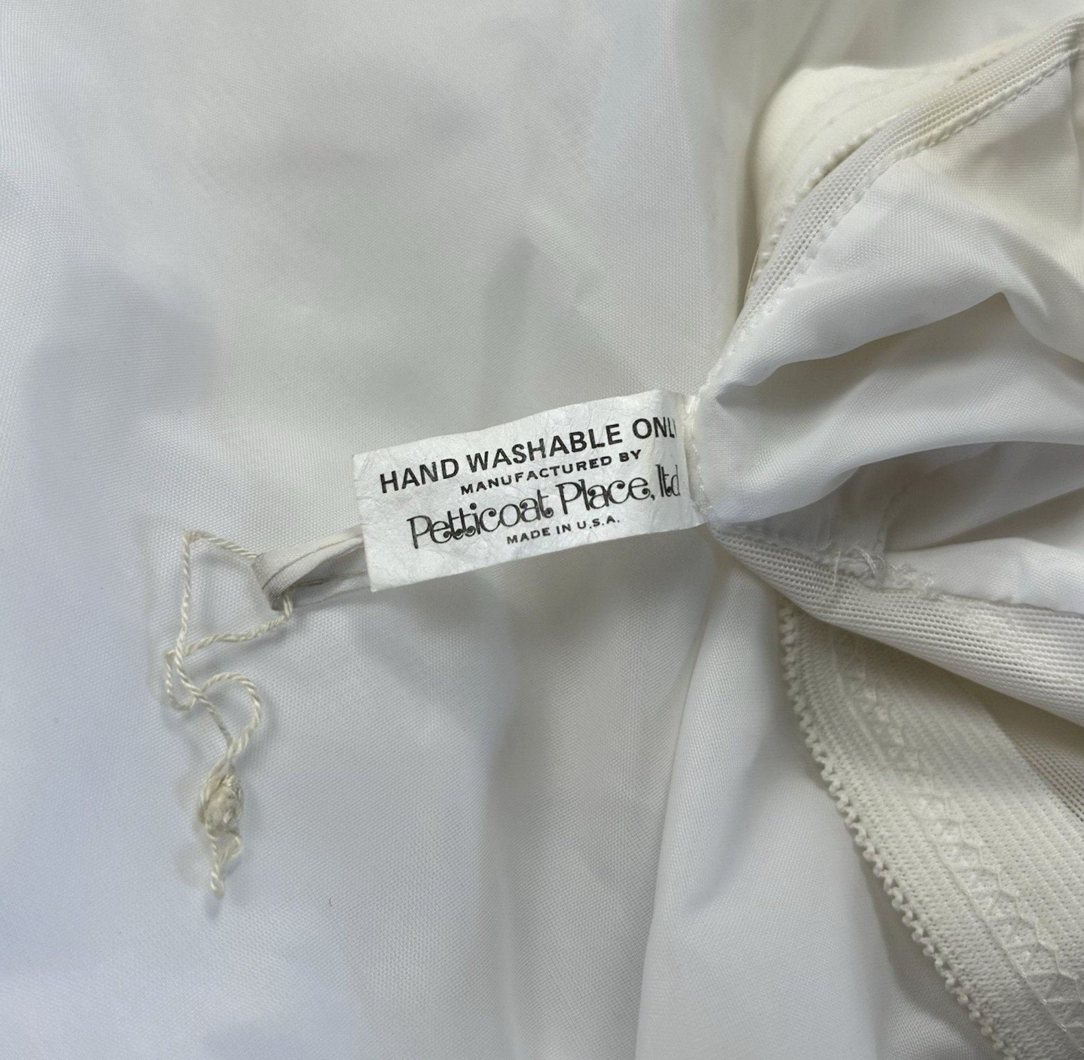 Lifetime of Loveliness Vintage 80s White Lace Long Sleeve Wedding Dress sz 10