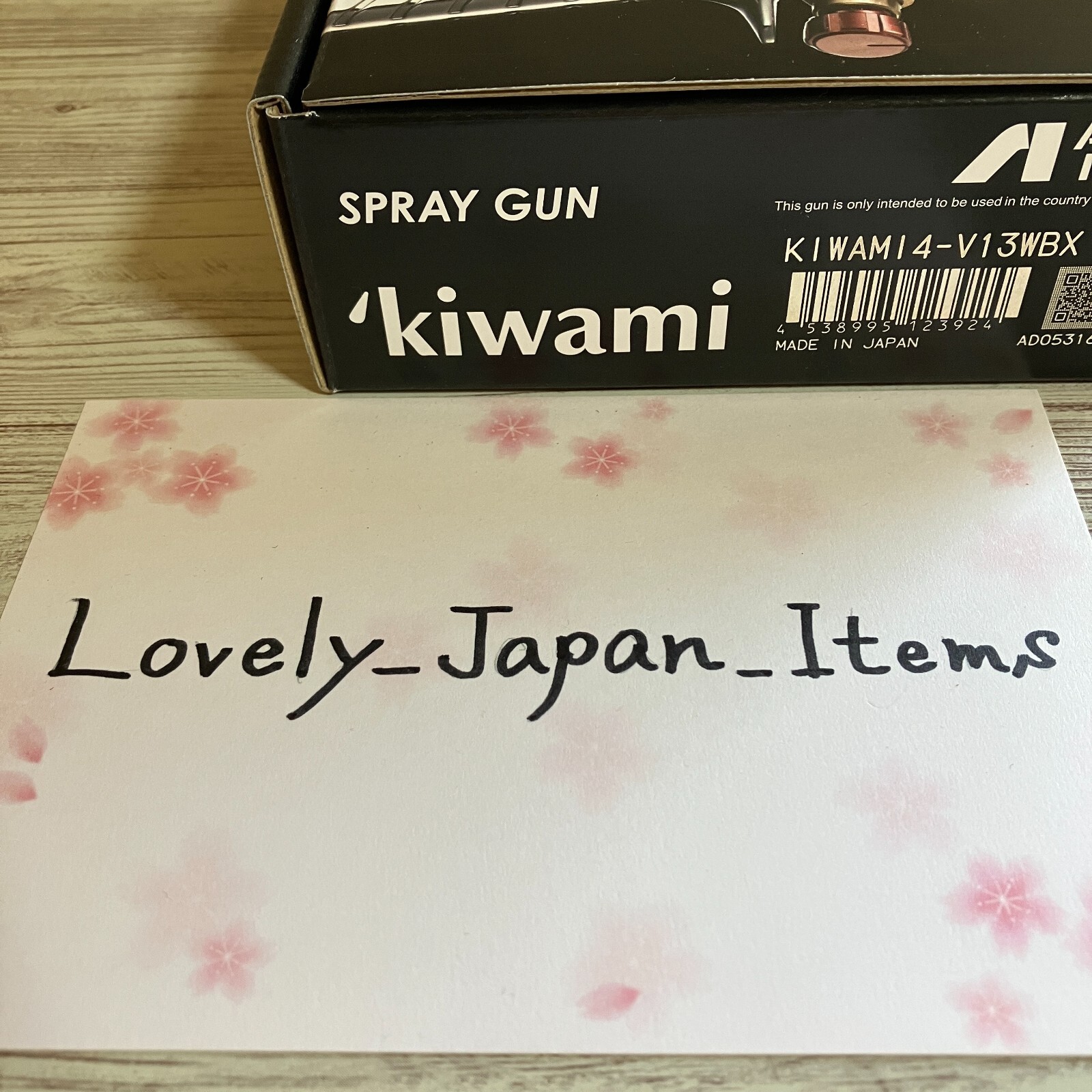 ANEST IWATA KIWAMI4-V13WBX 1.3mm Gravity Feed Spray Gun no cup W-400WBX-132G NEW