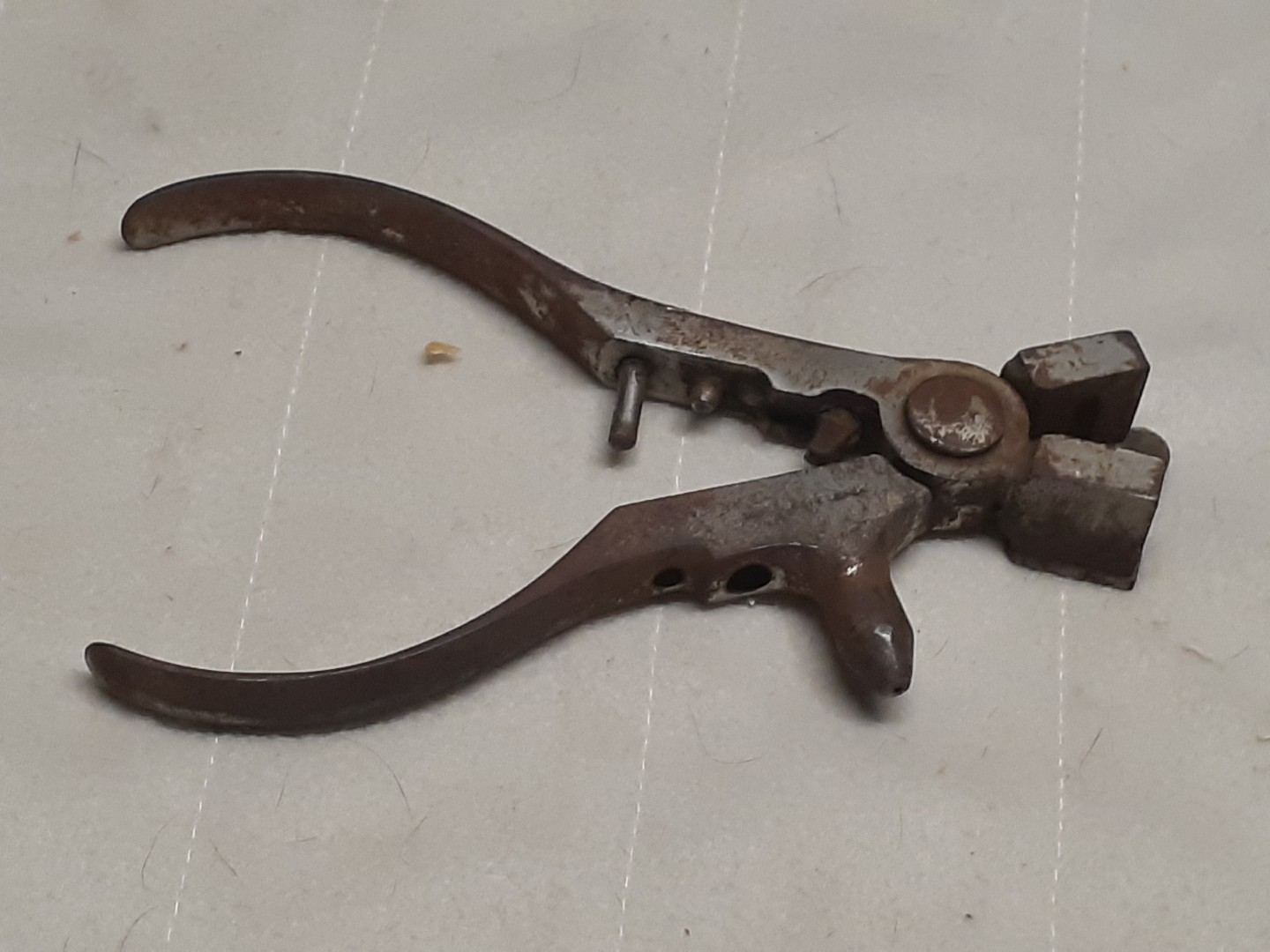 Vintage Antique IDEAL Bullet Mold Tool 25-20R Pat. Dec. 29, 1884