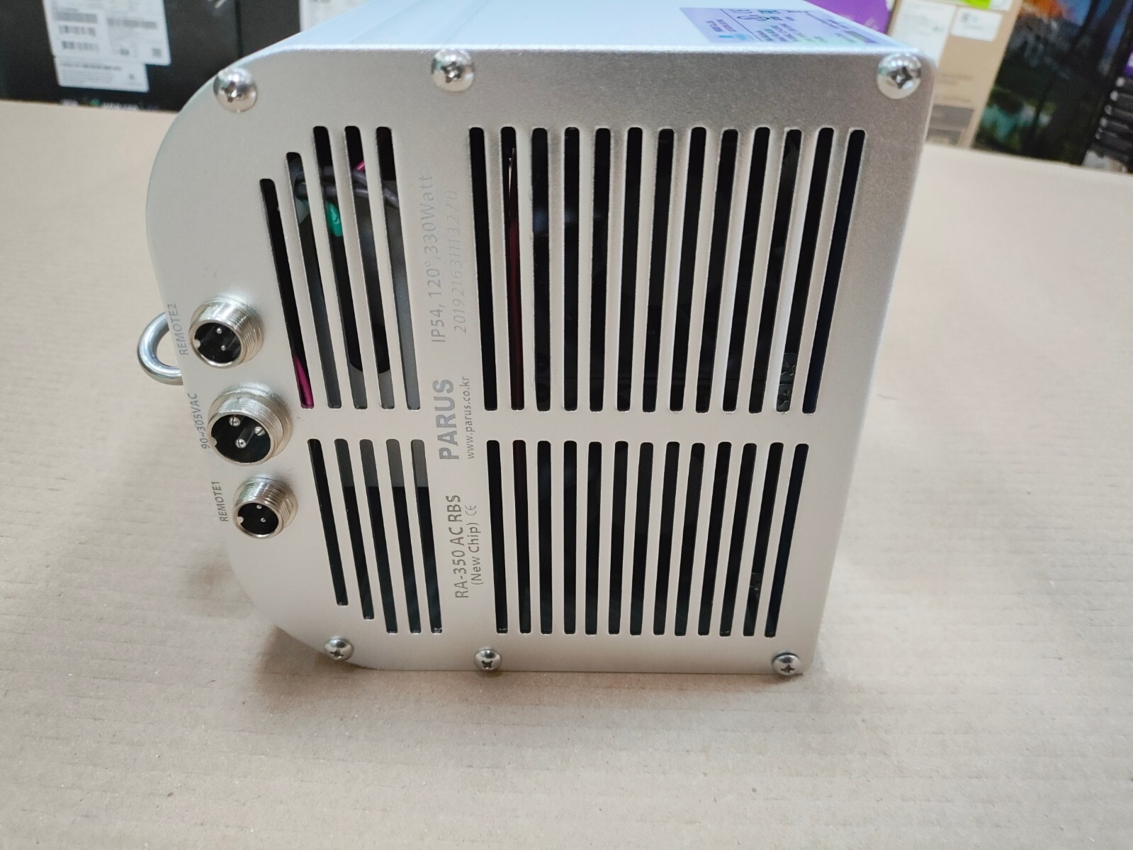 Parus PGL-RA350 AC RBS LED Greenhouse Active Cooling Top Grow Light RBC RBW RBF