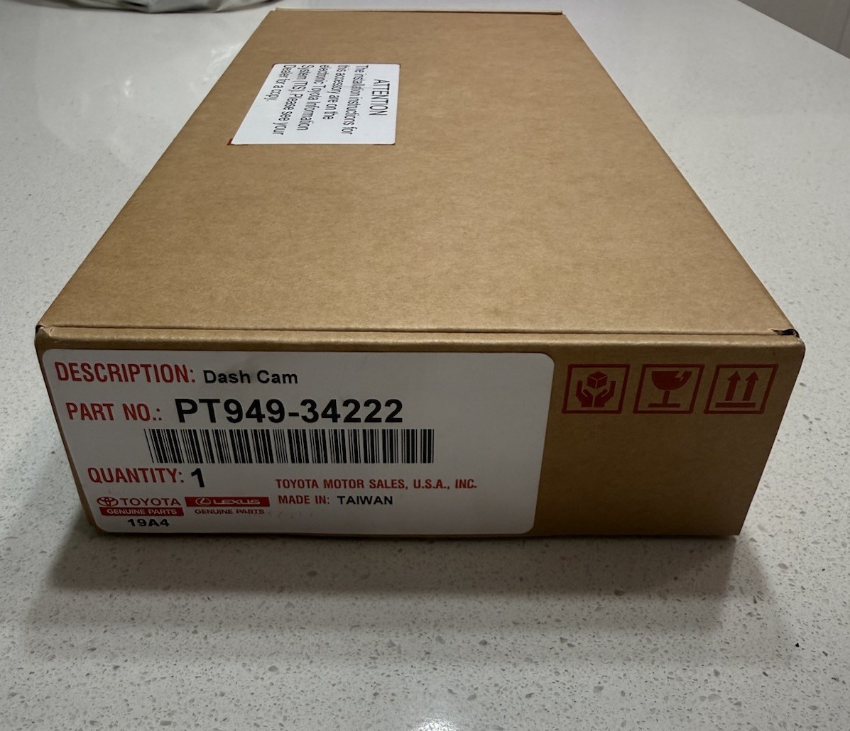 Toyota 2022 + Tundra 2023 + Sequoia 2024 + Grand Highlander Dashcam PT949-34222