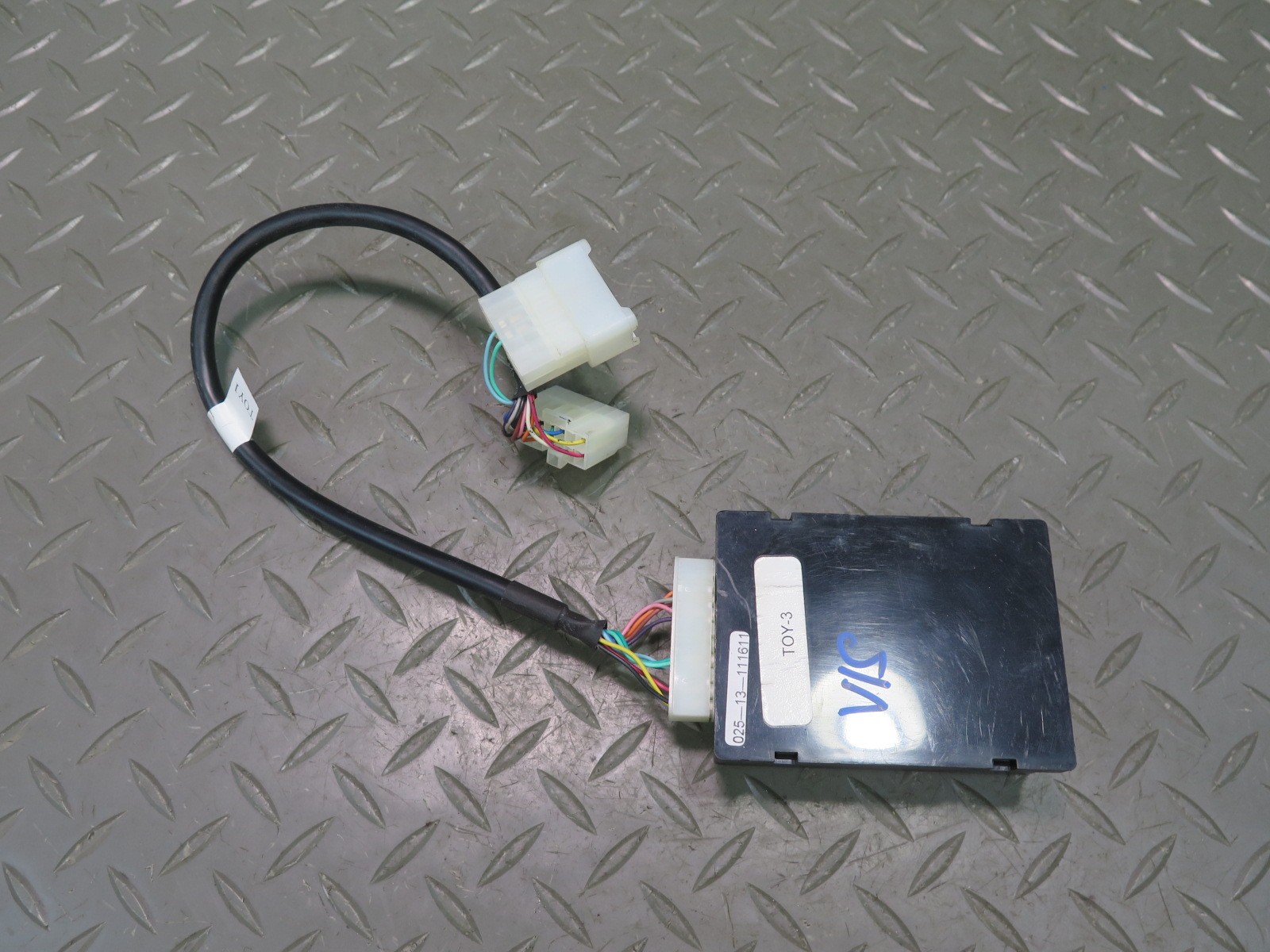 GROM-IPD3 IPOD V3 ADAPTER CAR AUDIO INTEGRATION W CABLE