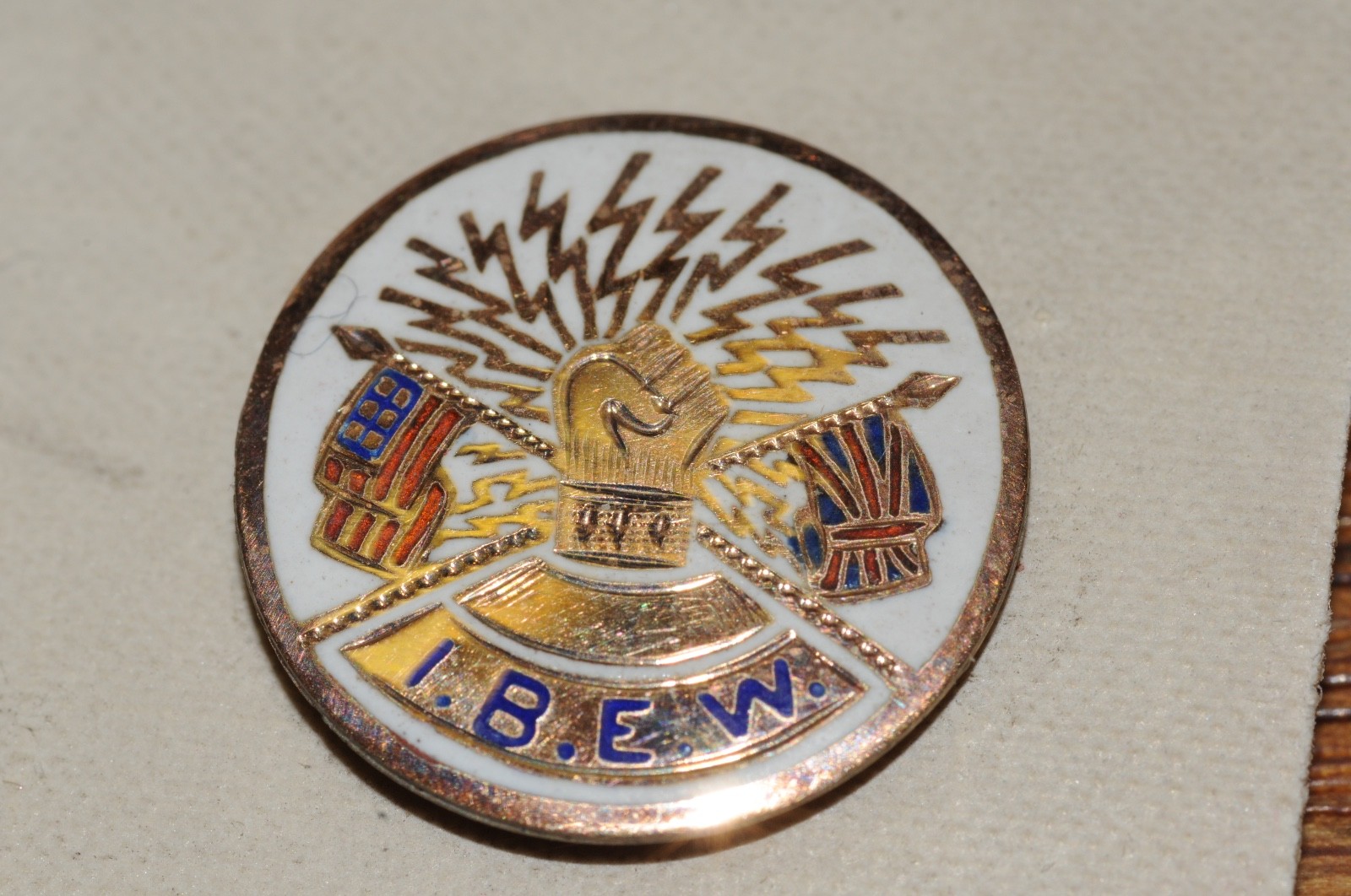 I.B.E.W. Fraternal Organization Lapel Pin Gold Filled 1900 Historical NOS