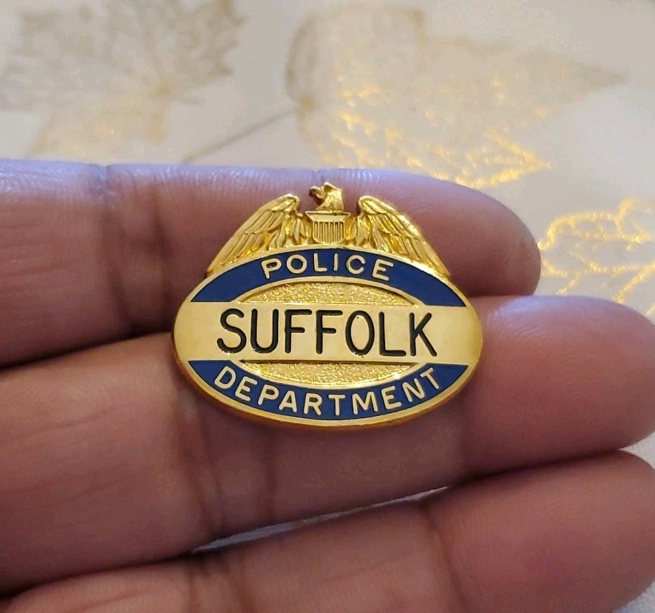 RARE Suffolk County Police Department New York Pin