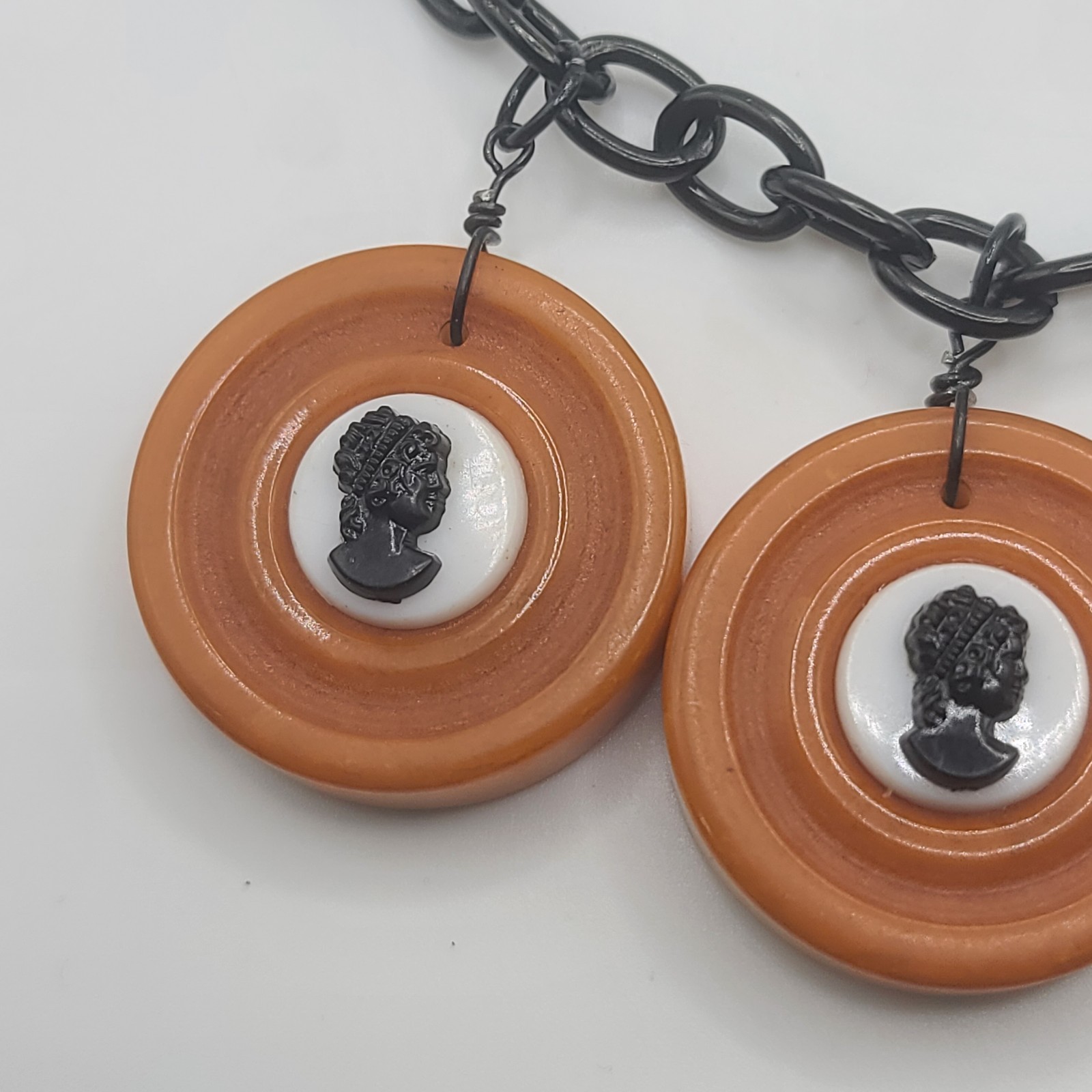 Vintage Bakelite Necklace Cameo Disc Butterscotch Black READ 24"