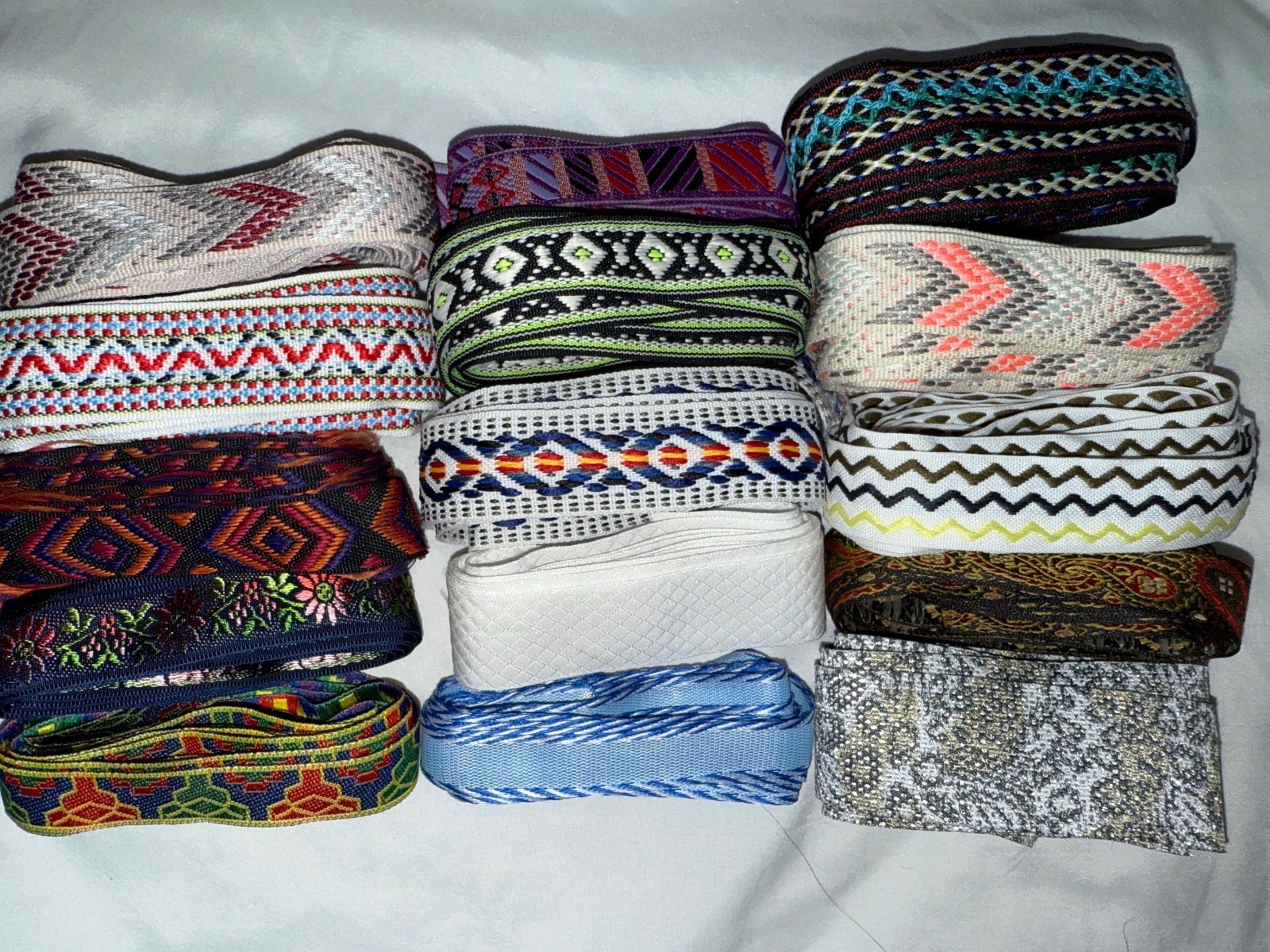 Lot 30 yards assorted jacquard woven embroidered sewing trim ribbon 5/8"-1.25"