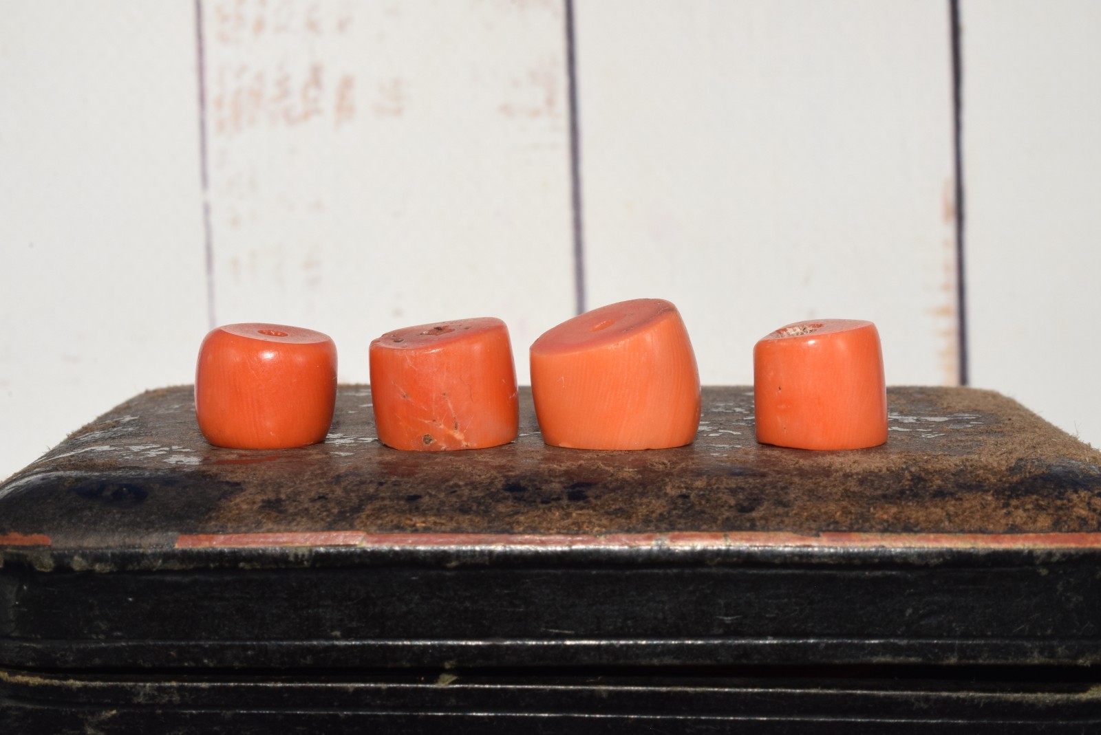 ANTIQUE UNDYED BEAD CORAL healing Mediterranean NATURAL Tibet momo Japan salmon