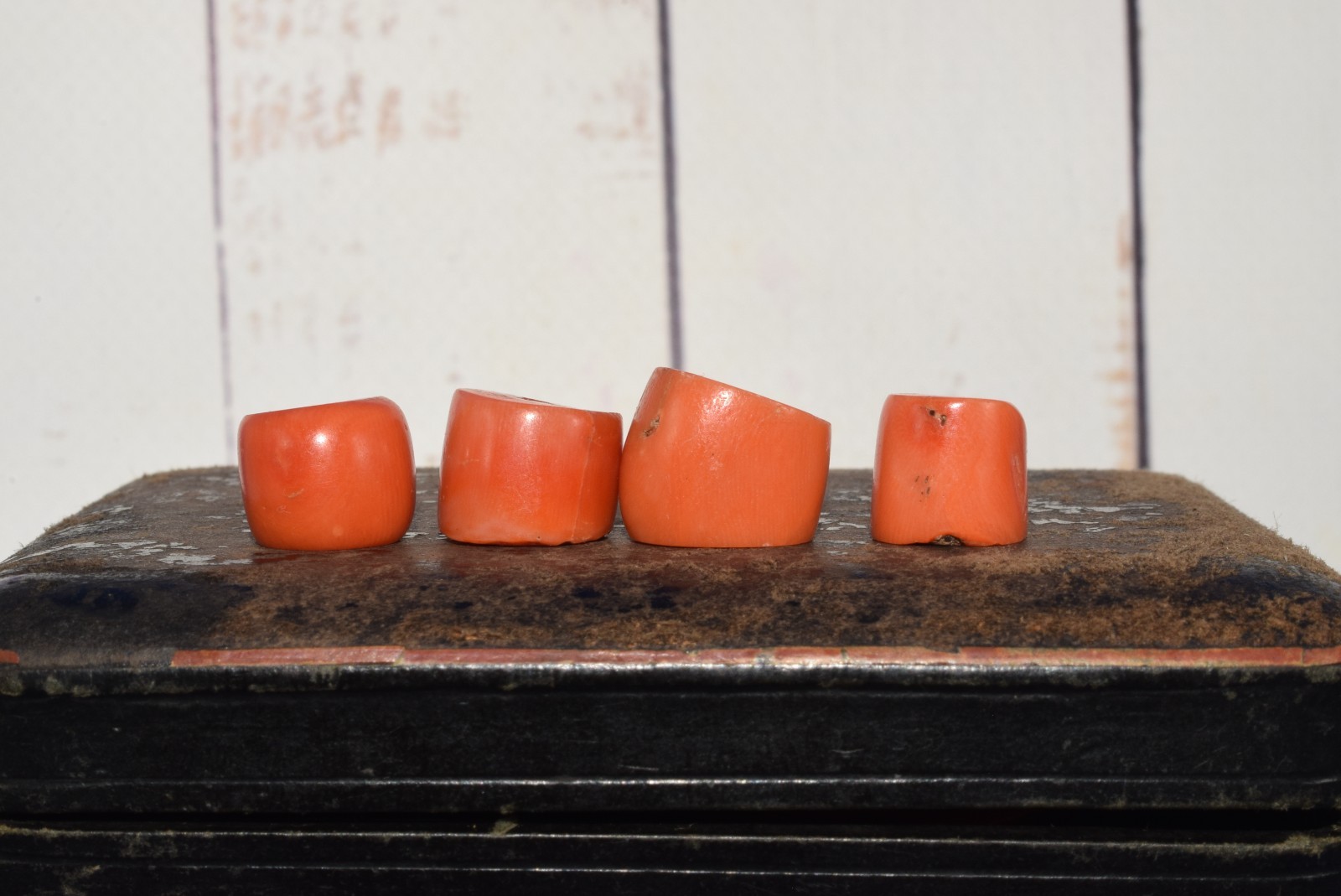 ANTIQUE UNDYED BEAD CORAL healing Mediterranean NATURAL Tibet momo Japan salmon