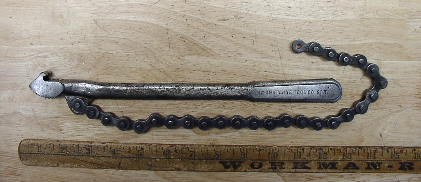 Vintage OTC Owatonna Tool Co.-887-",12"Chain Pipe Wrench,16" Chain,UGLY USER!