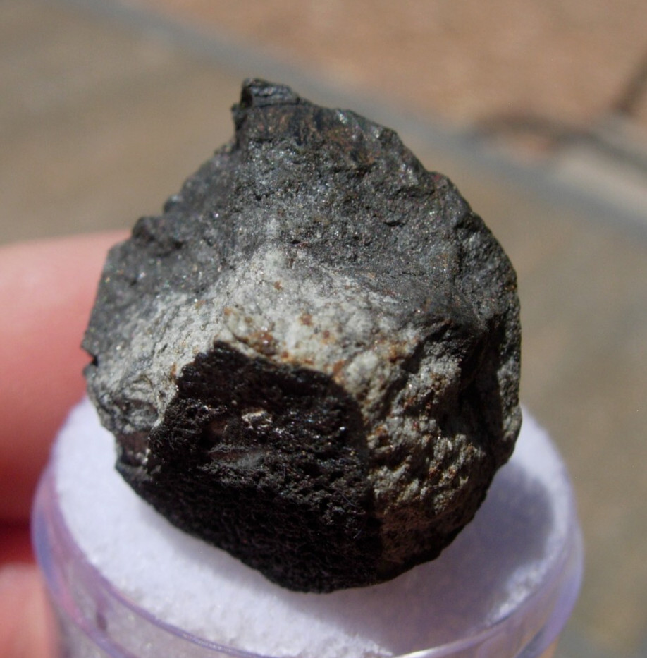 12 grams 19x19x17mm Vinales Cuba as found meteorite fell on Feb 1, 2019 with COA