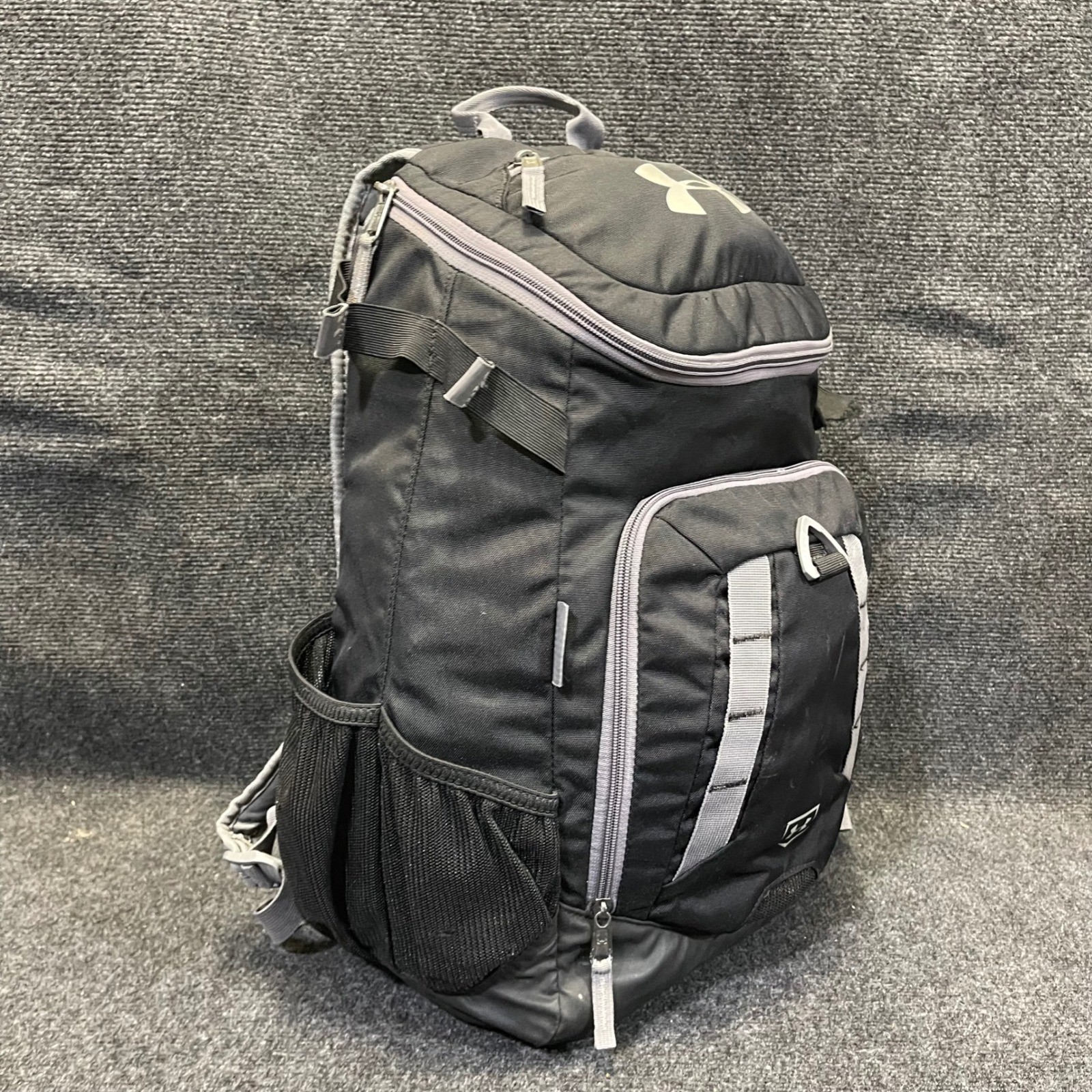 Under Armour UASB-UBP Undeniable Bat Pack Black Baseball Softball Bag Backpack