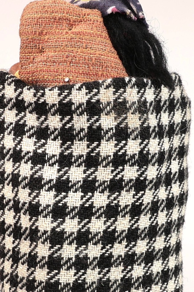 Winnebago Mother and Papoose Doll By Kate Mike ca. 1960 Size 8" H x 2.375" L