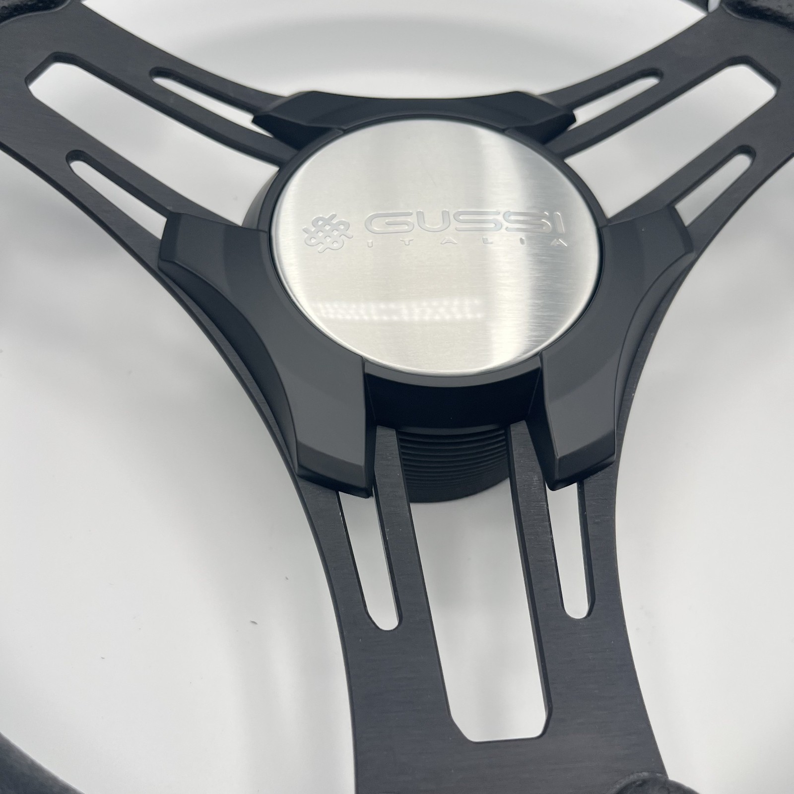 Gussi Italia Boat Steering Wheel Black Brushed Alum Spokes KEYED | Gussi Italia