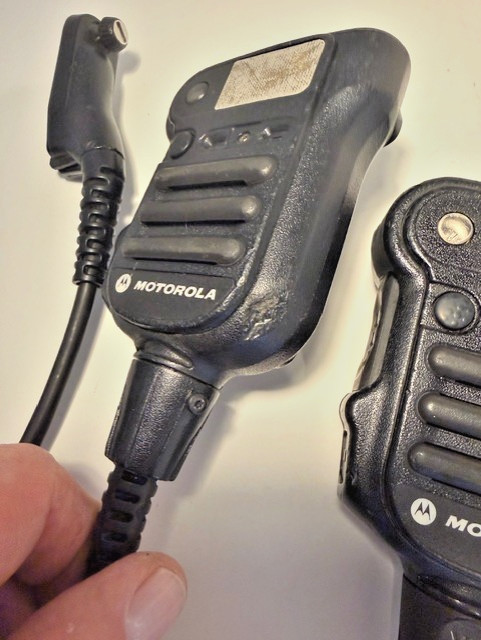 1 x Motorola XE RSM Remote Speaker Microphone | IP68 | New Cord / Fully TESTED