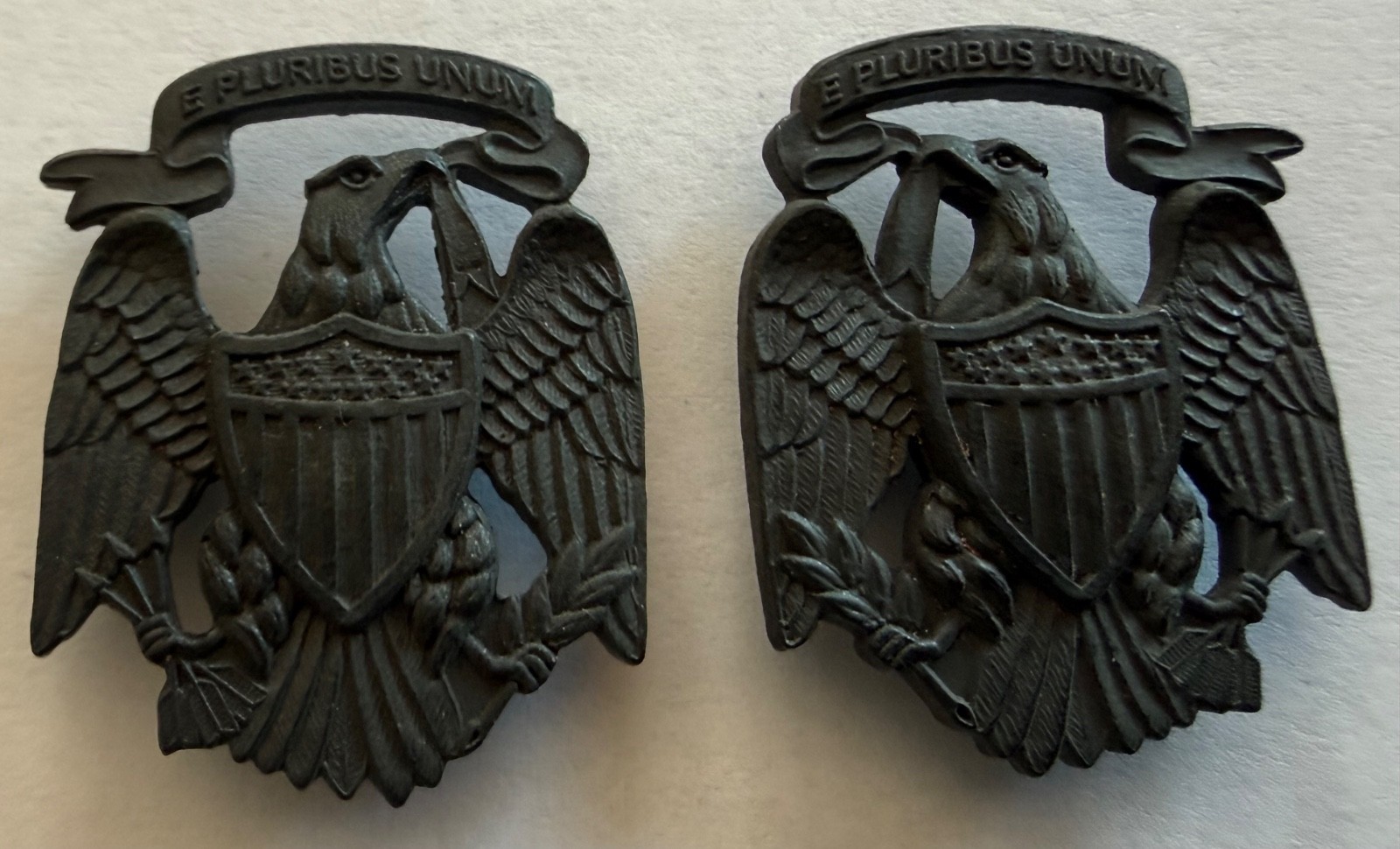RARE 1902 US ARMY OFFICER EAGLE COLLAR INSIGNIA PAIR SEW ON SPANISH AMERICAN WAR
