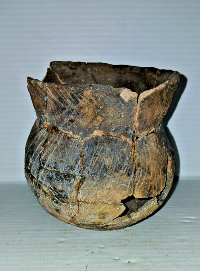 Pre-Columbian Native American Indian Mississippian Partial Pottery Jar Artifact