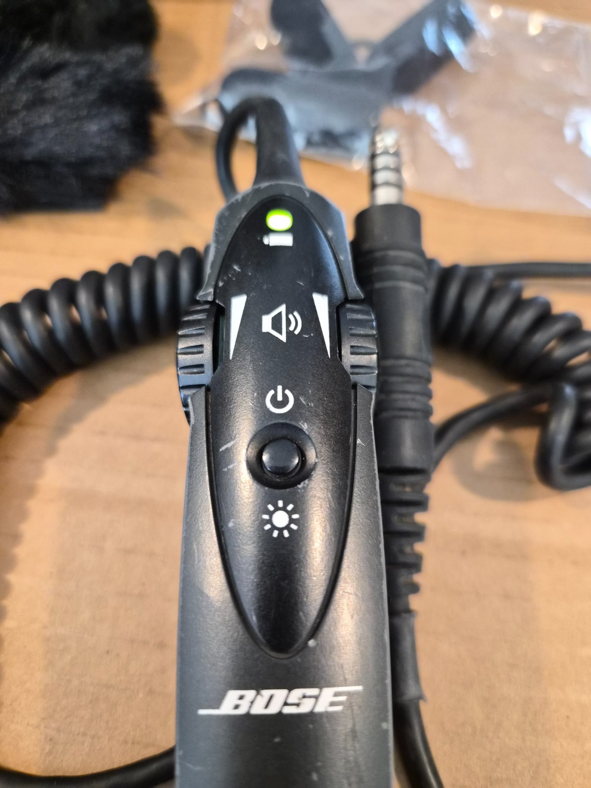 Bose Aviation Headset AH/ANC 32108) - Active Noise Cancelling