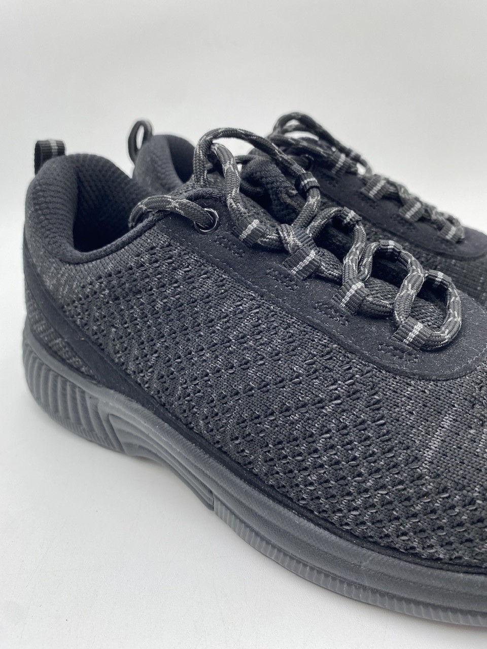 OrthoFeet CORAL Women's NEW Athletic Walking Sneakers Black Multiple Sizes