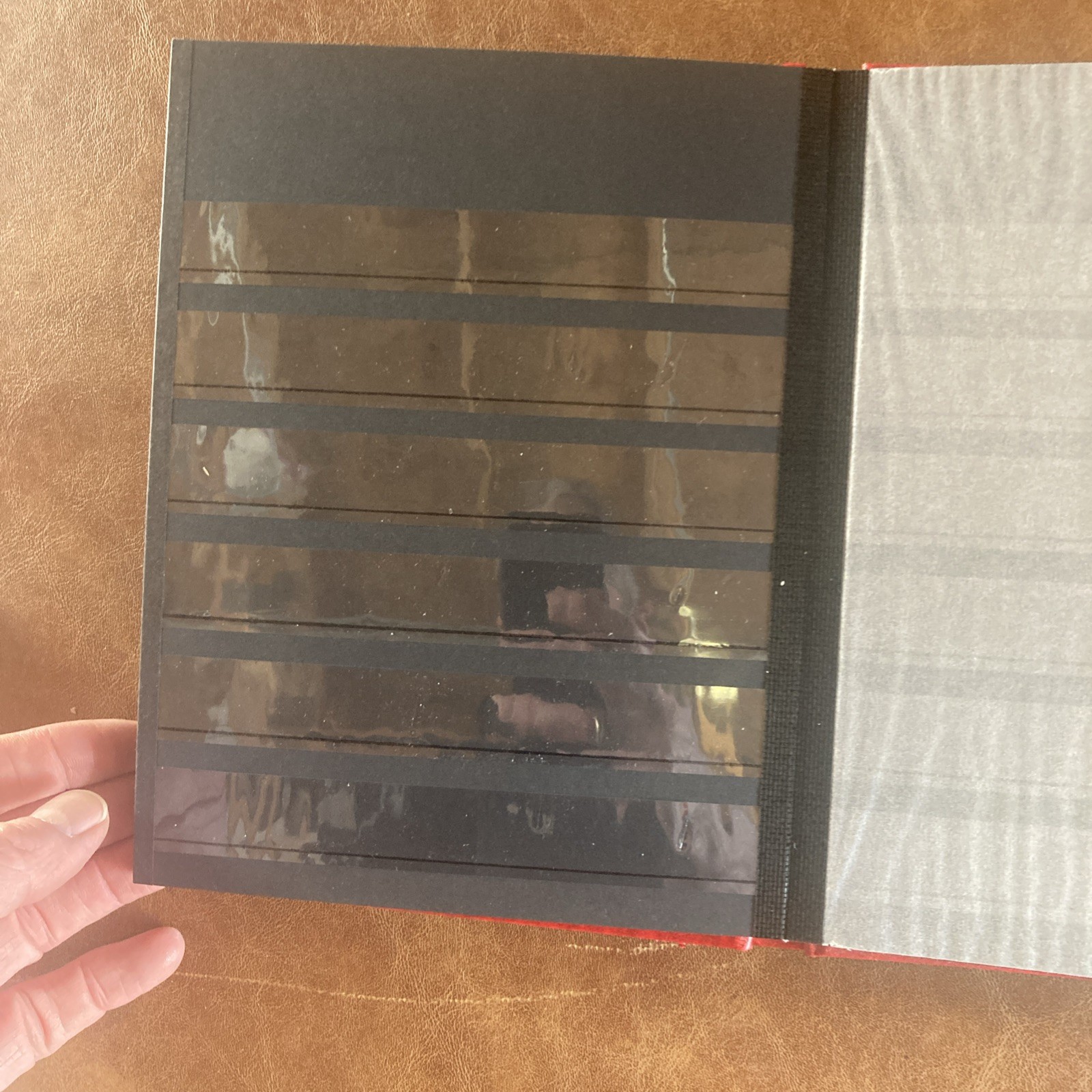 Lighthouse 32 Page Hardcover Stockbook (6 1/2" X9") Red - LS2/16 Free Shipping