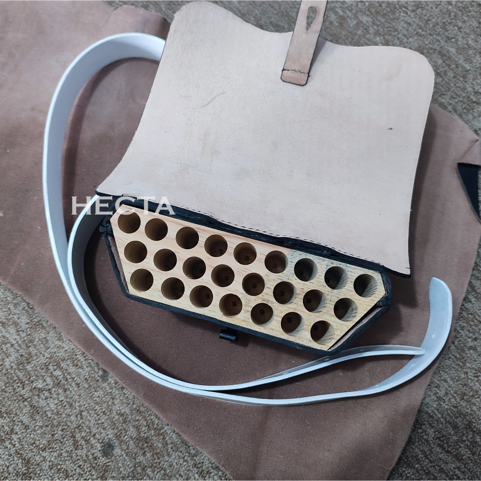 Revolutionary War Cartridge Box With White Belt Made with pure leather US stock