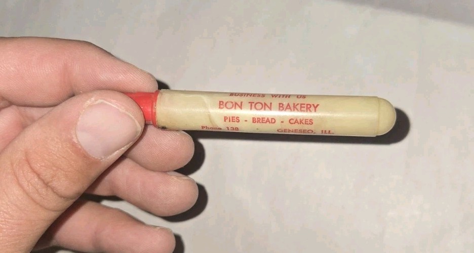 Bon-Ton Bakery Geneseo Illinois Advertising Nail File