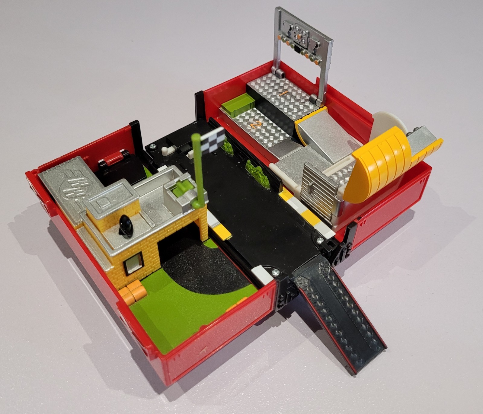 Micromachines 2002 Finish Line Truck Complete With Exclusive Playset Vehicle