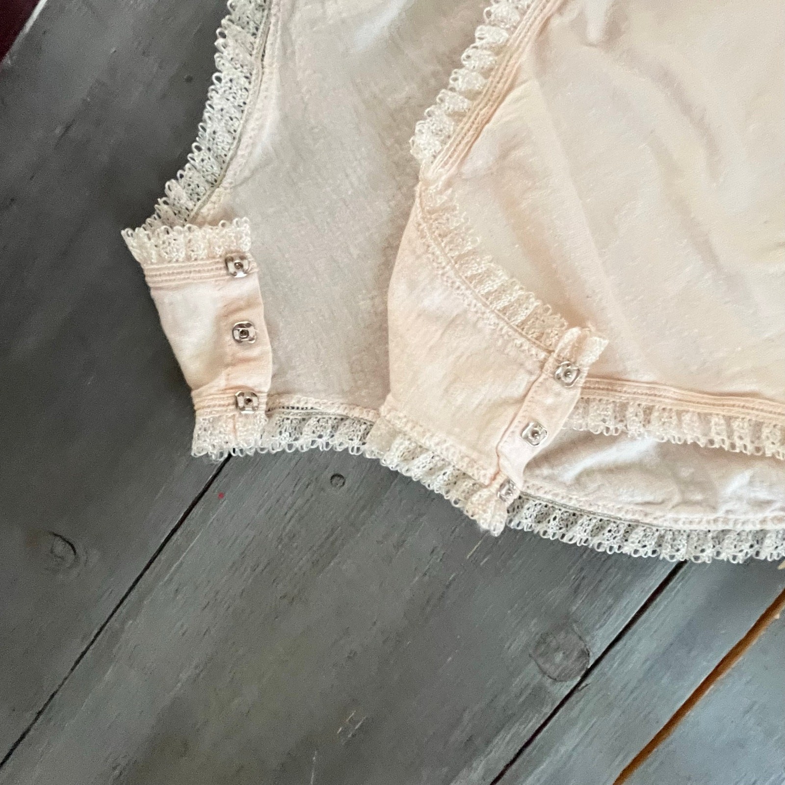 Vintage Windy Rose Lace Embroidered Badysuit Womens Small Pink Floral