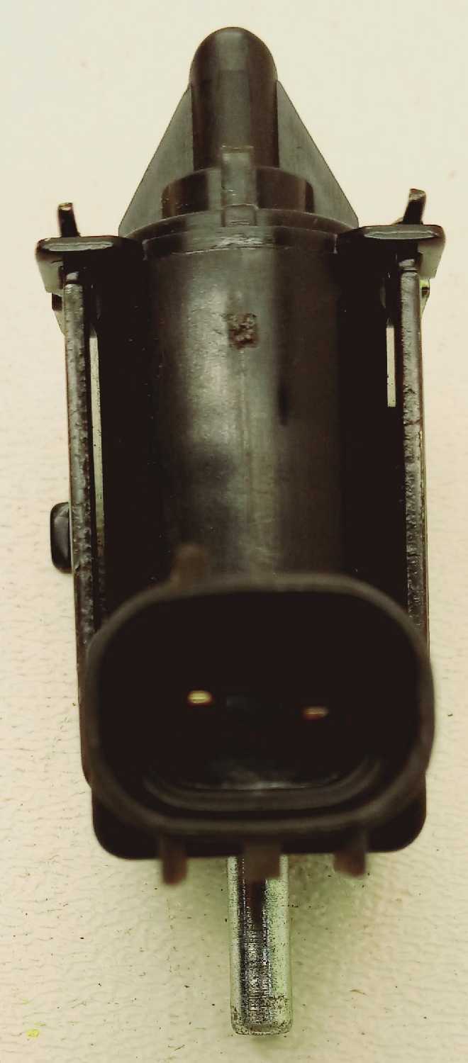 New OEM Genuine Toyota Vapor Purge Solenoid 1998-1999 Prizm Corolla 90080-91240